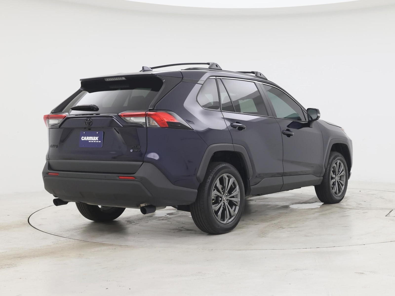 2025 Toyota RAV4 XLE Premium - Photo 9