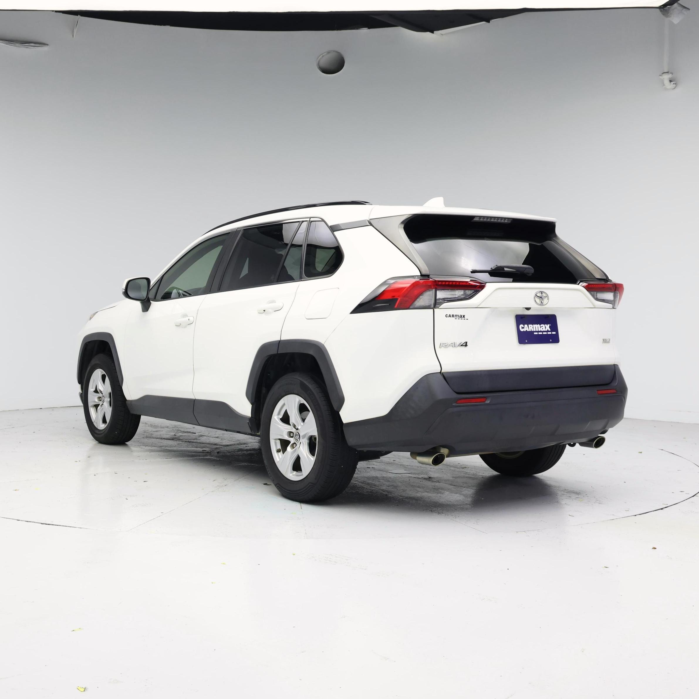 Thumbnail: 2019 Toyota RAV4 - 2