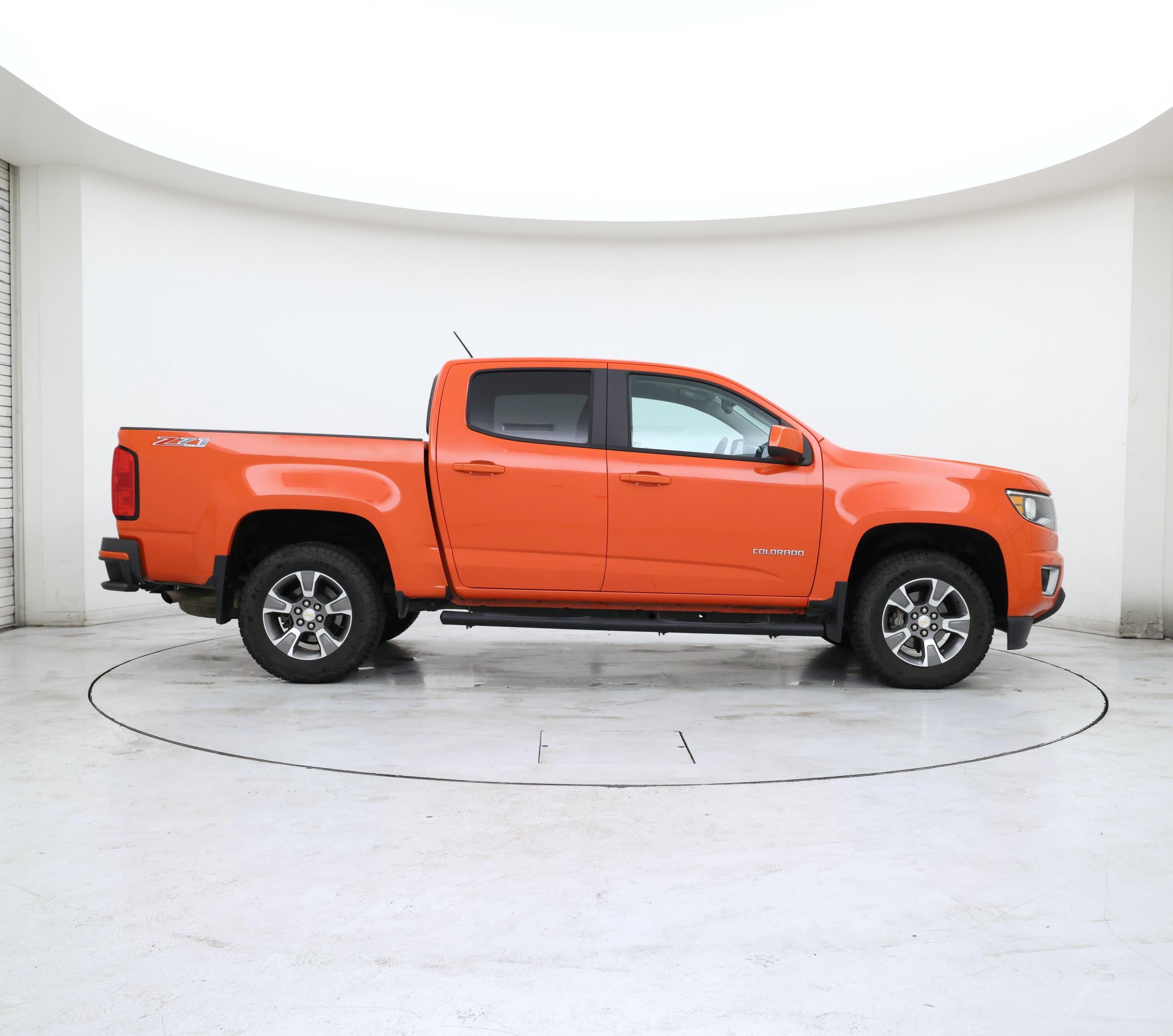 Thumbnail: 2019 Chevrolet Colorado - 7