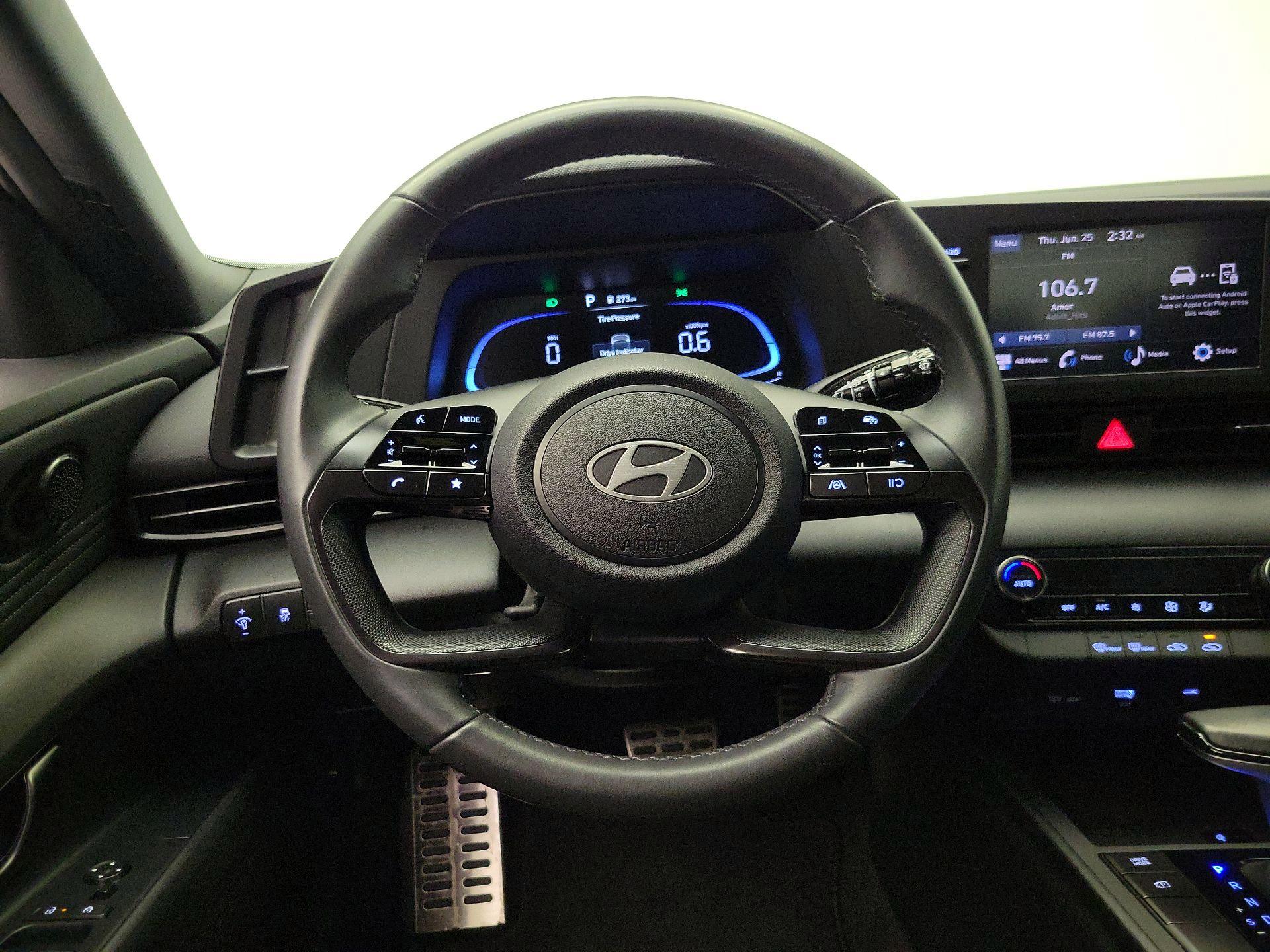 Thumbnail: 2025 Hyundai Elantra - 10