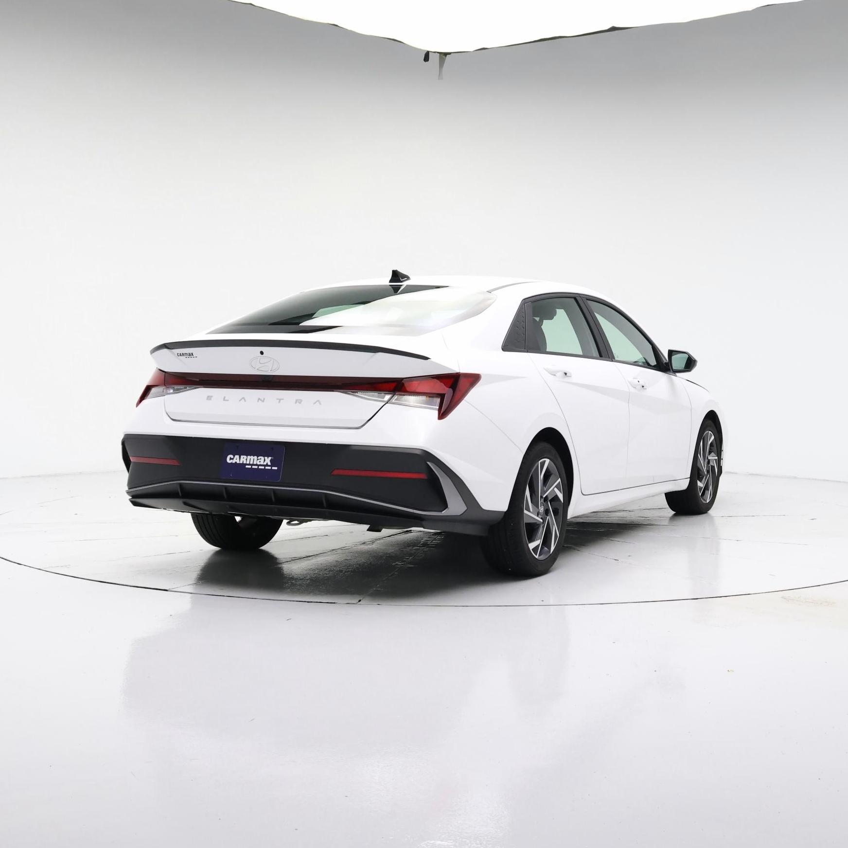 Thumbnail: 2025 Hyundai Elantra - 8