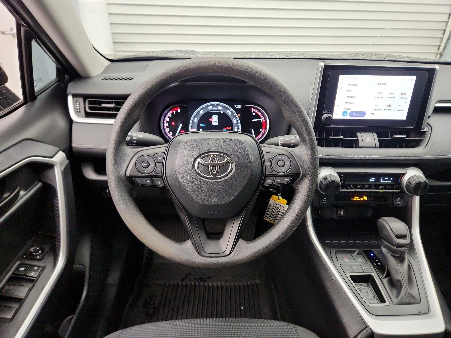 Thumbnail: 2025 Toyota RAV4 - 10