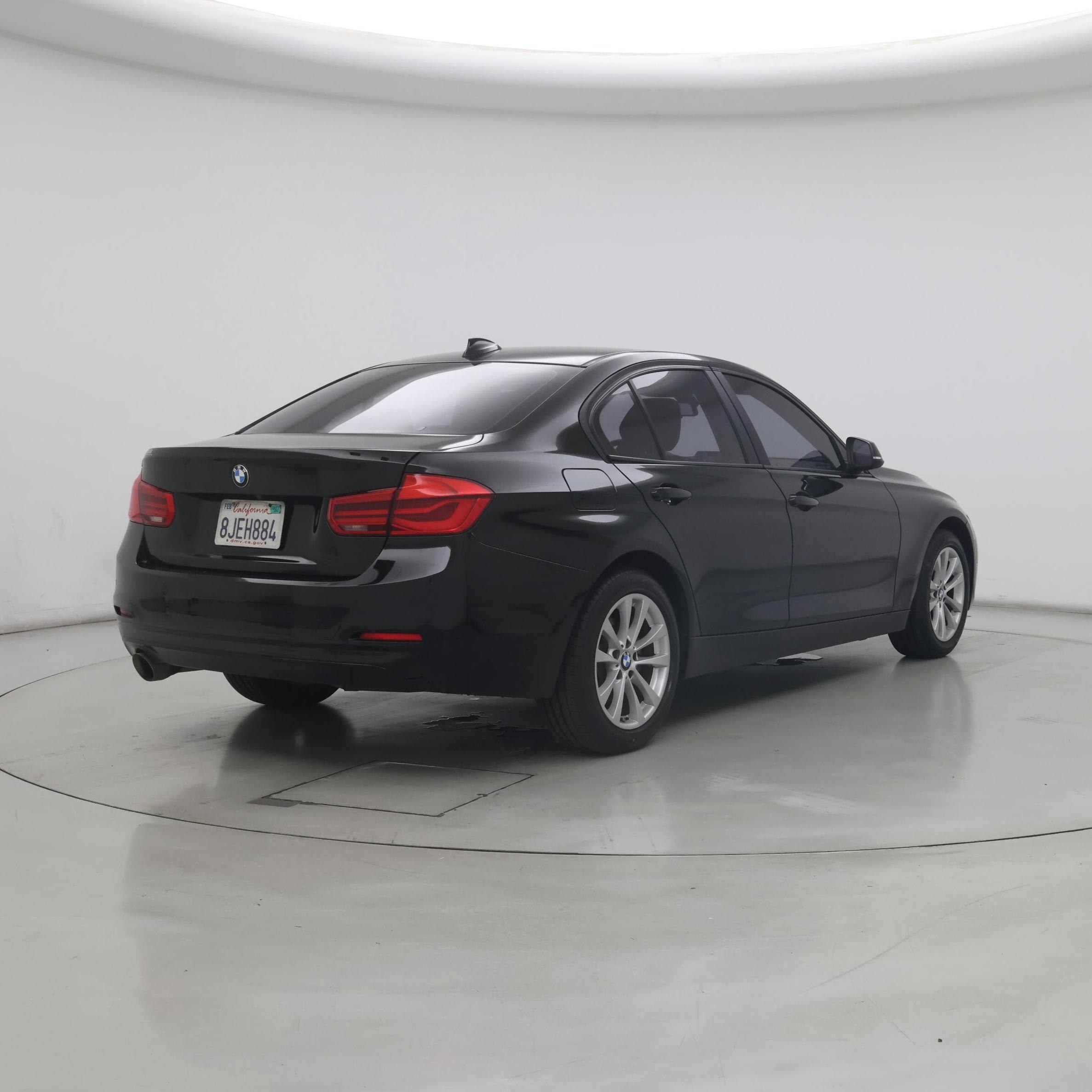 Thumbnail: 2016 BMW 3 Series - 8