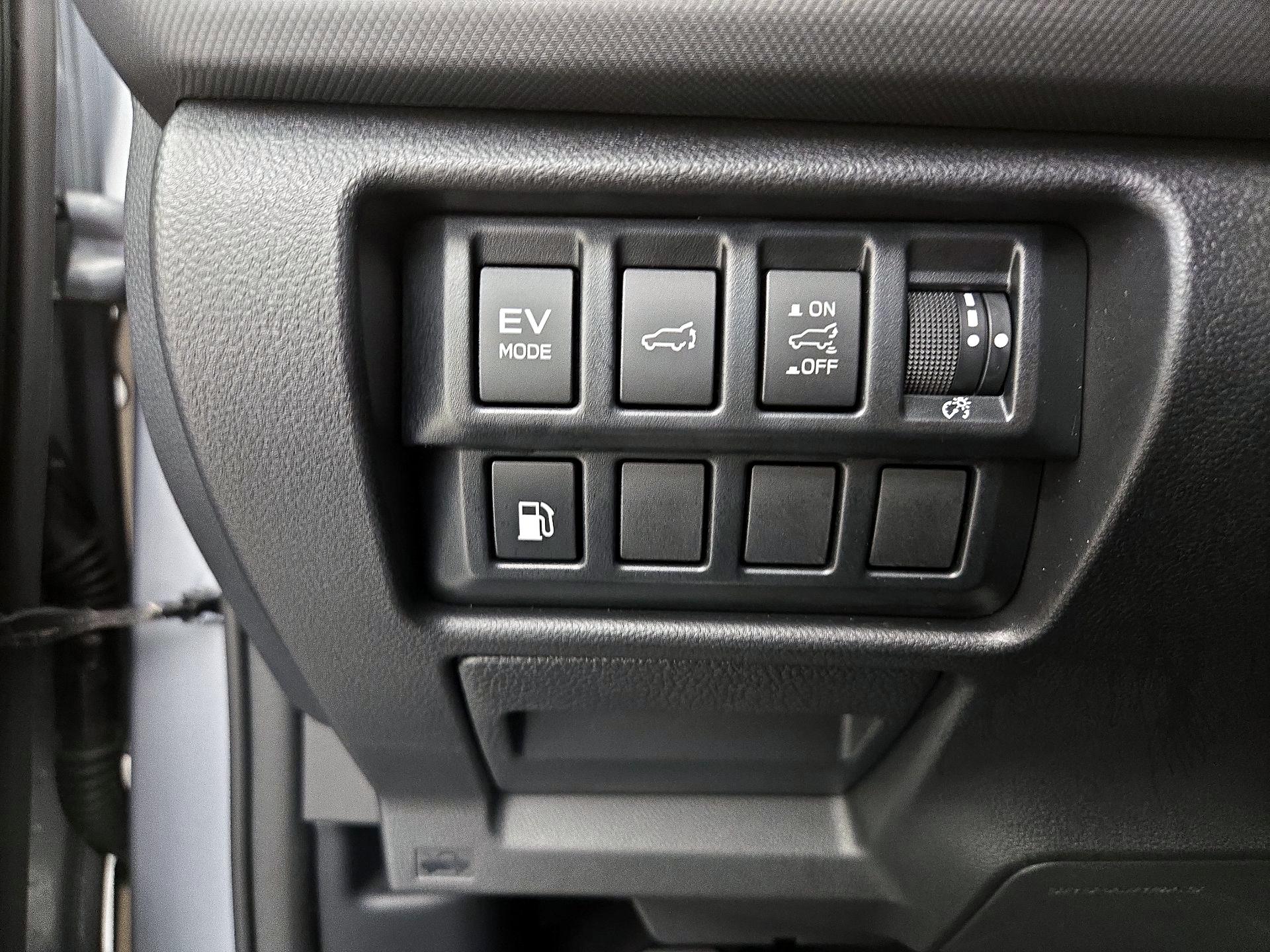 Thumbnail: 2025 Subaru Forester - 13