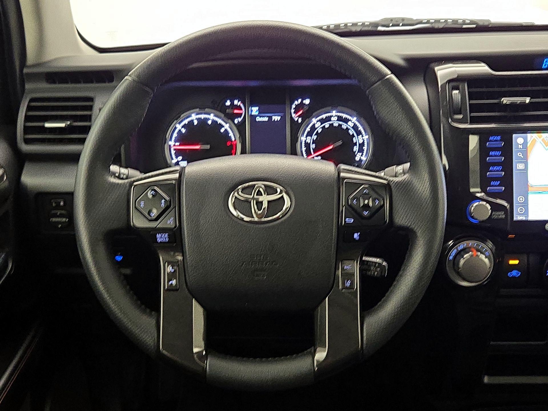 Thumbnail: 2022 Toyota 4Runner - 10