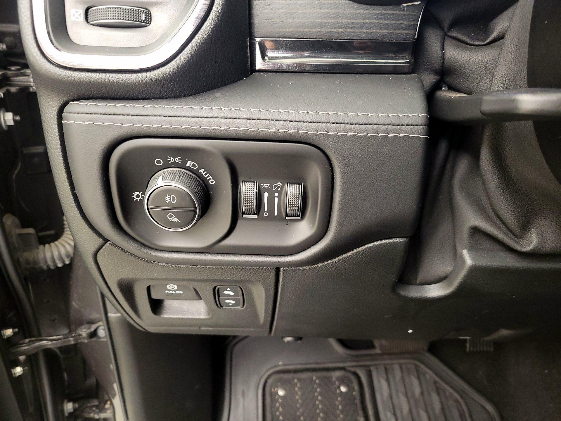 Thumbnail: 2022 RAM 1500 - 13
