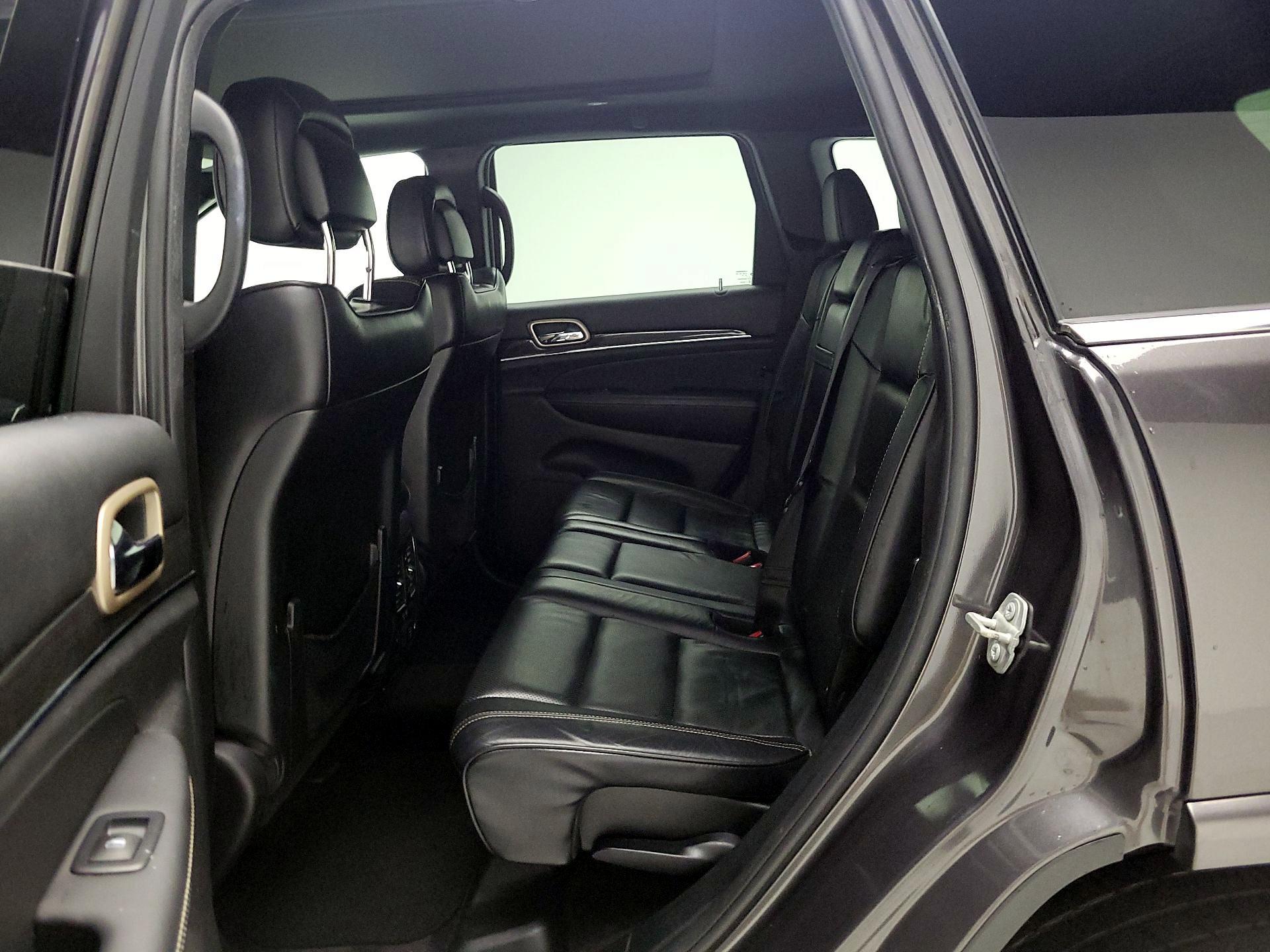Thumbnail: 2017 Jeep Grand Cherokee - 20