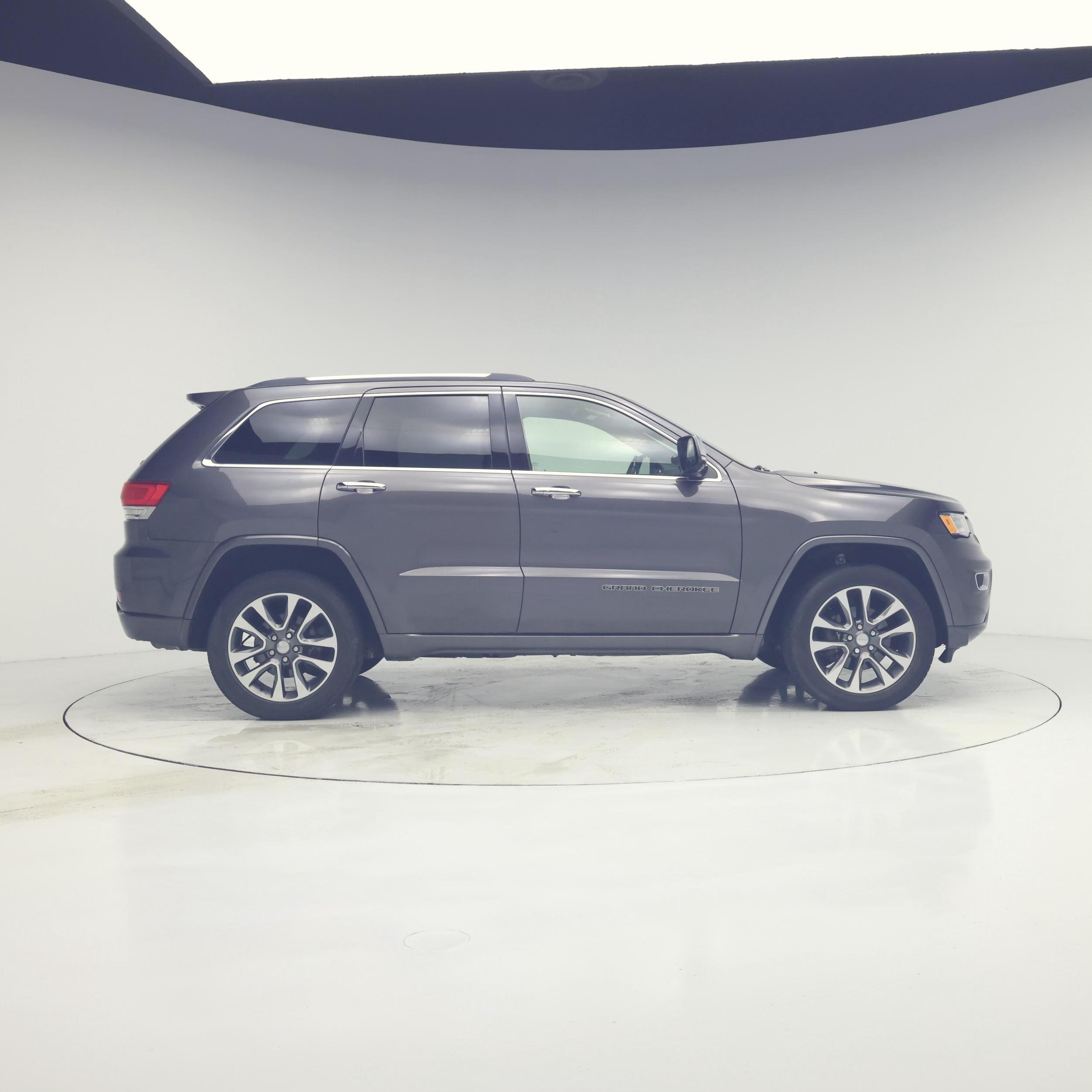 Thumbnail: 2017 Jeep Grand Cherokee - 7