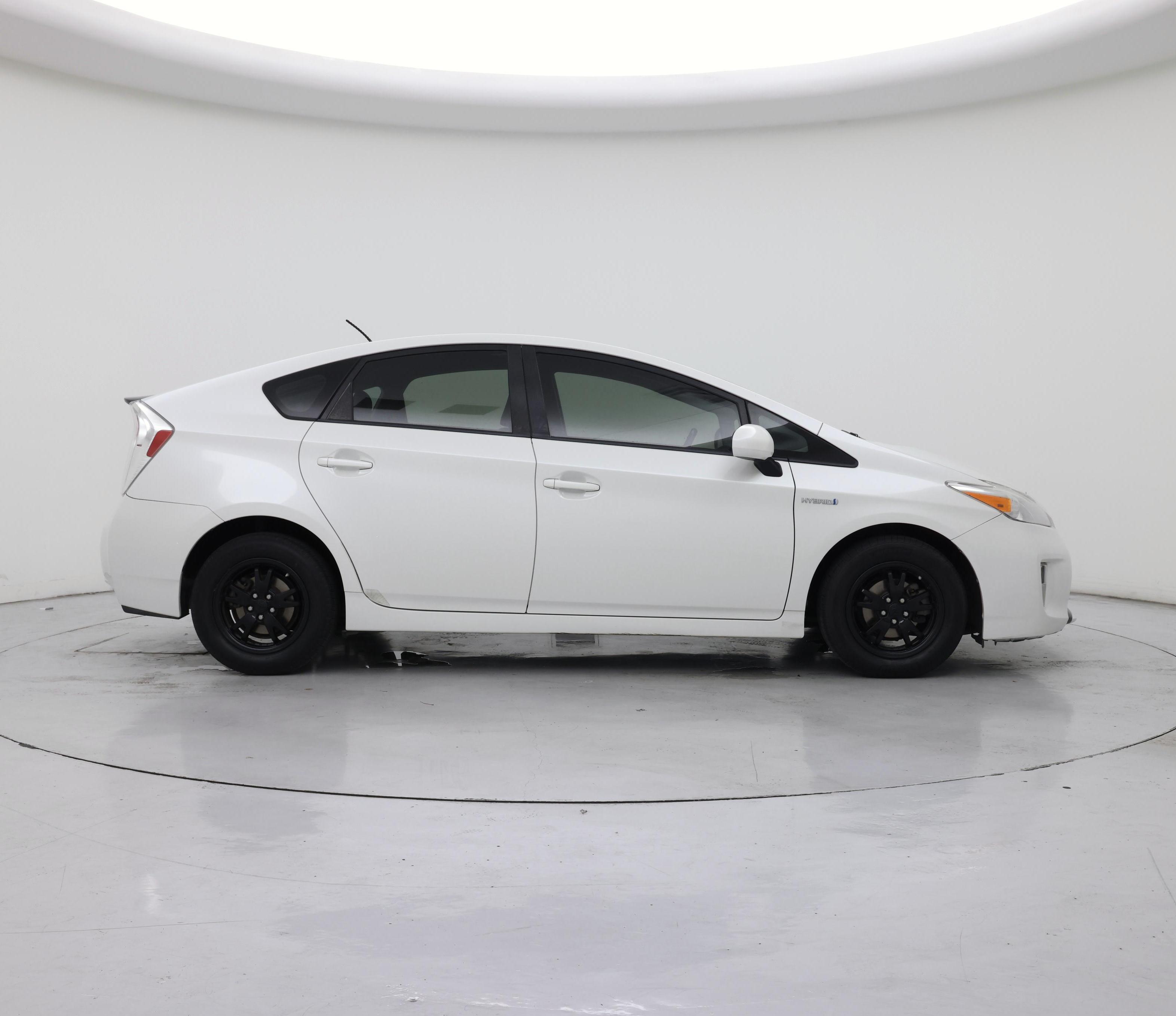 Thumbnail: 2015 Toyota Prius - 7