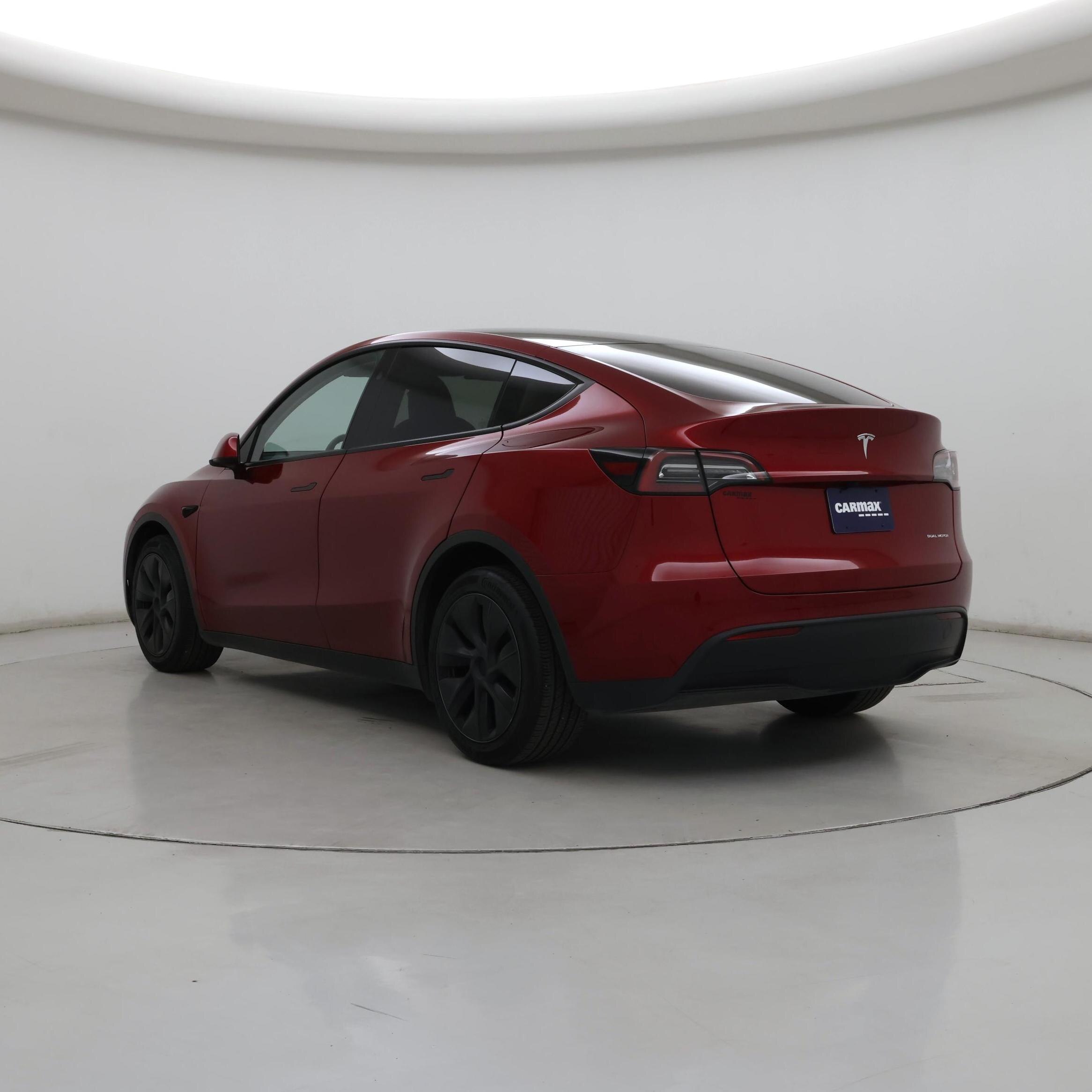 Thumbnail: 2025 Tesla Model Y - 2