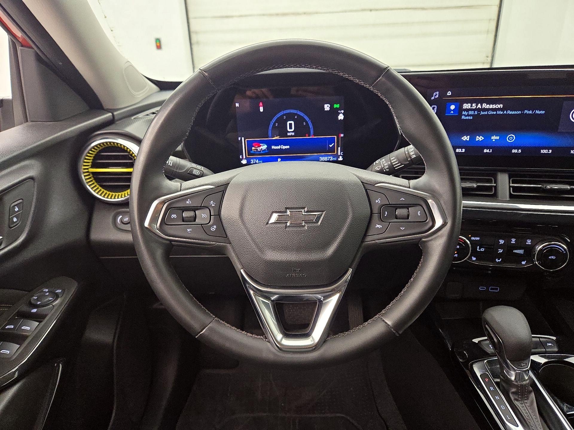 Thumbnail: 2024 Chevrolet Trax - 10