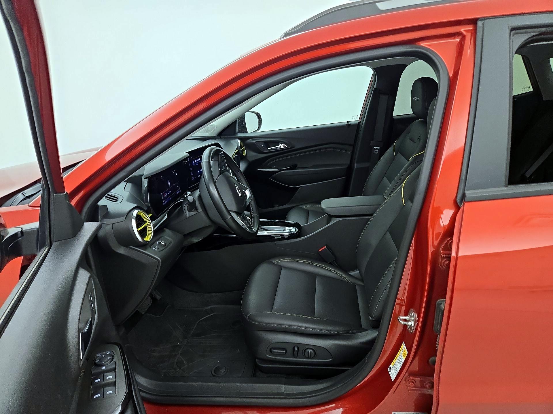 Thumbnail: 2024 Chevrolet Trax - 11