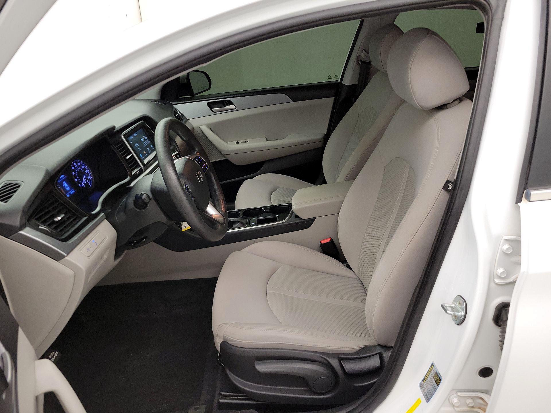 Thumbnail: 2018 Hyundai Sonata - 11