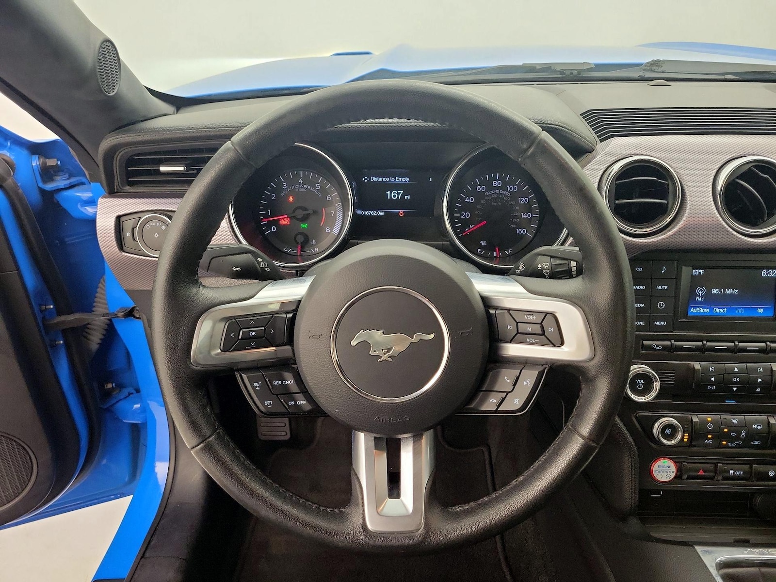 2017 Ford Mustang GT - Photo 11