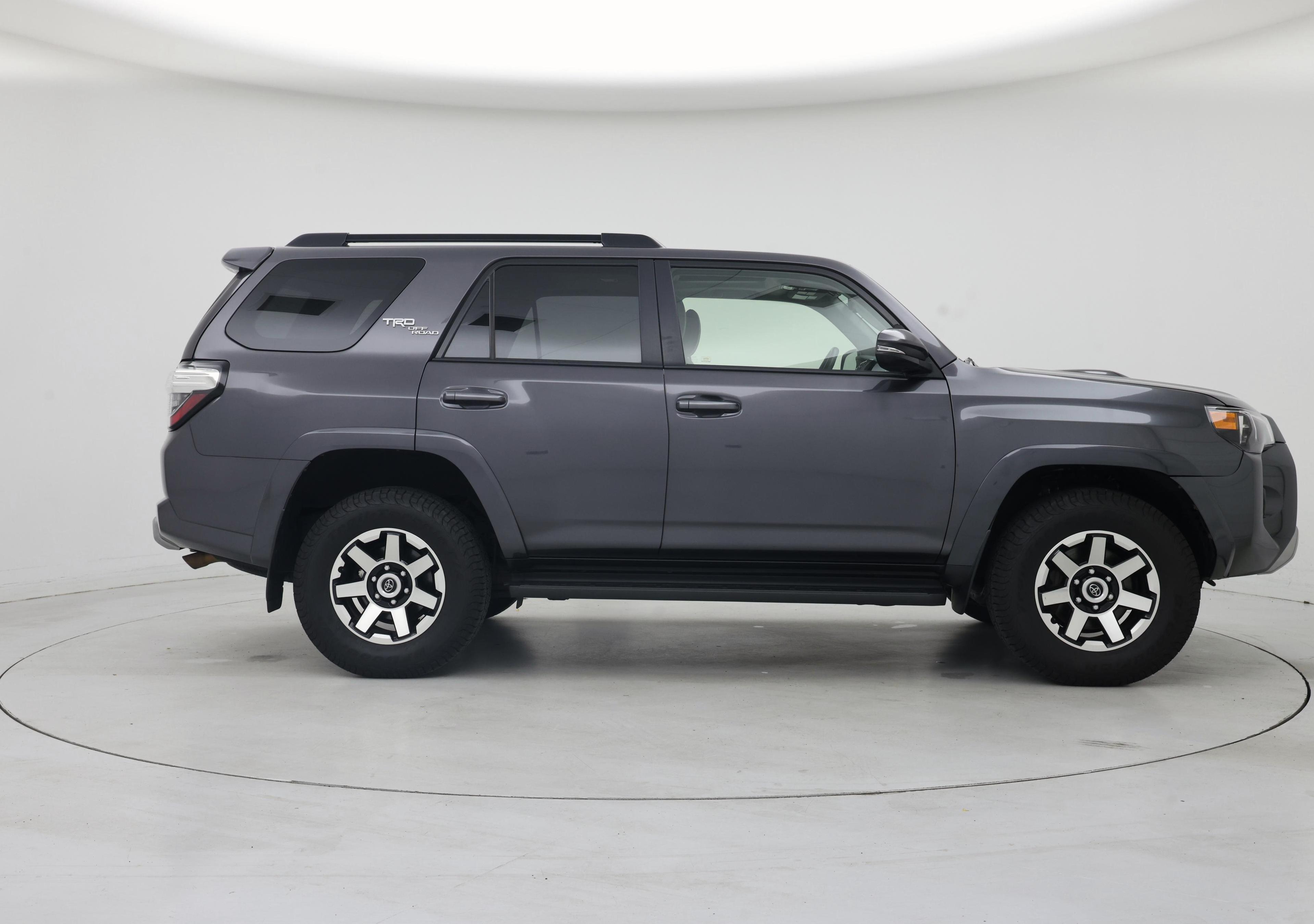 Thumbnail: 2021 Toyota 4Runner - 7