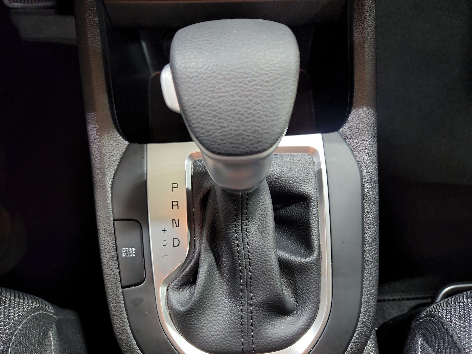 Thumbnail: 2023 Kia Forte - 17