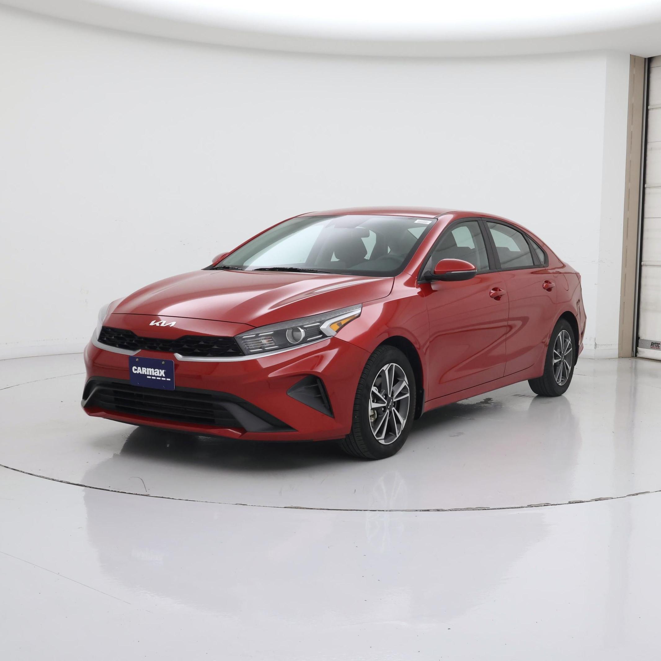 Thumbnail: 2023 Kia Forte - 4