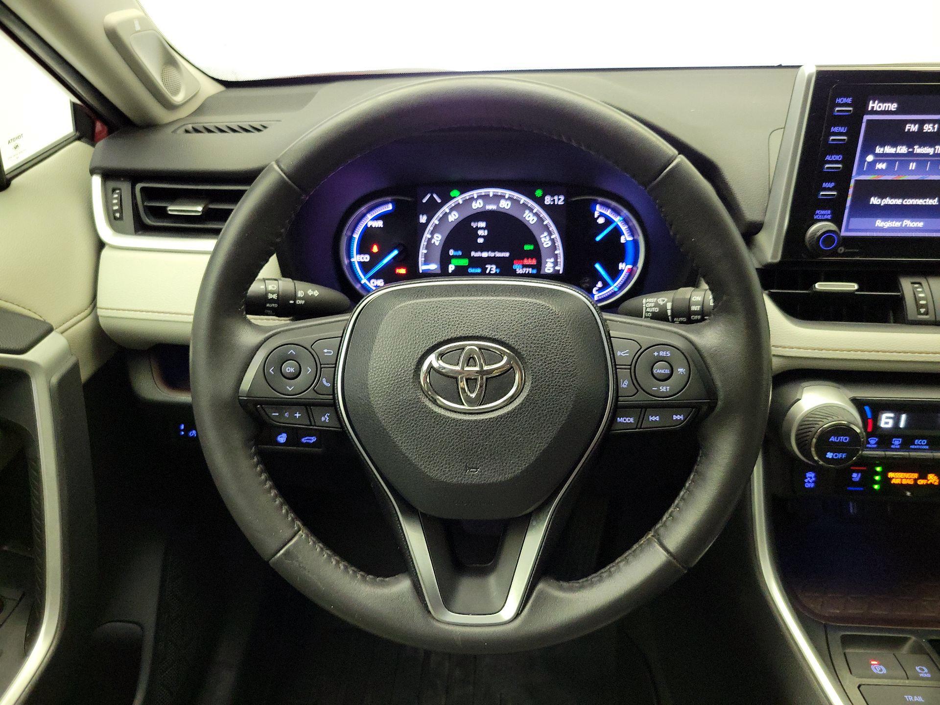 Thumbnail: 2020 Toyota RAV4 - 10