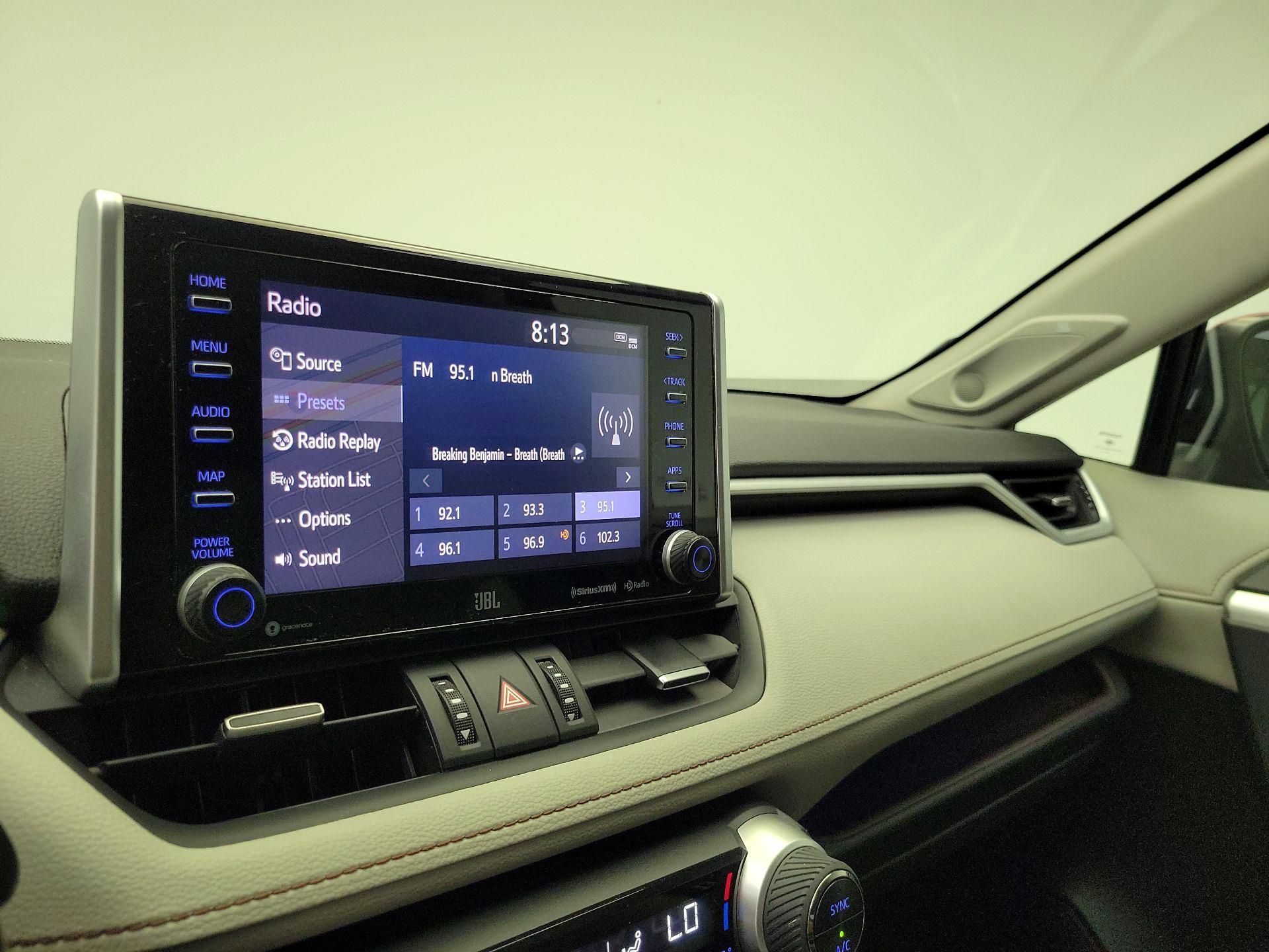Thumbnail: 2020 Toyota RAV4 - 16