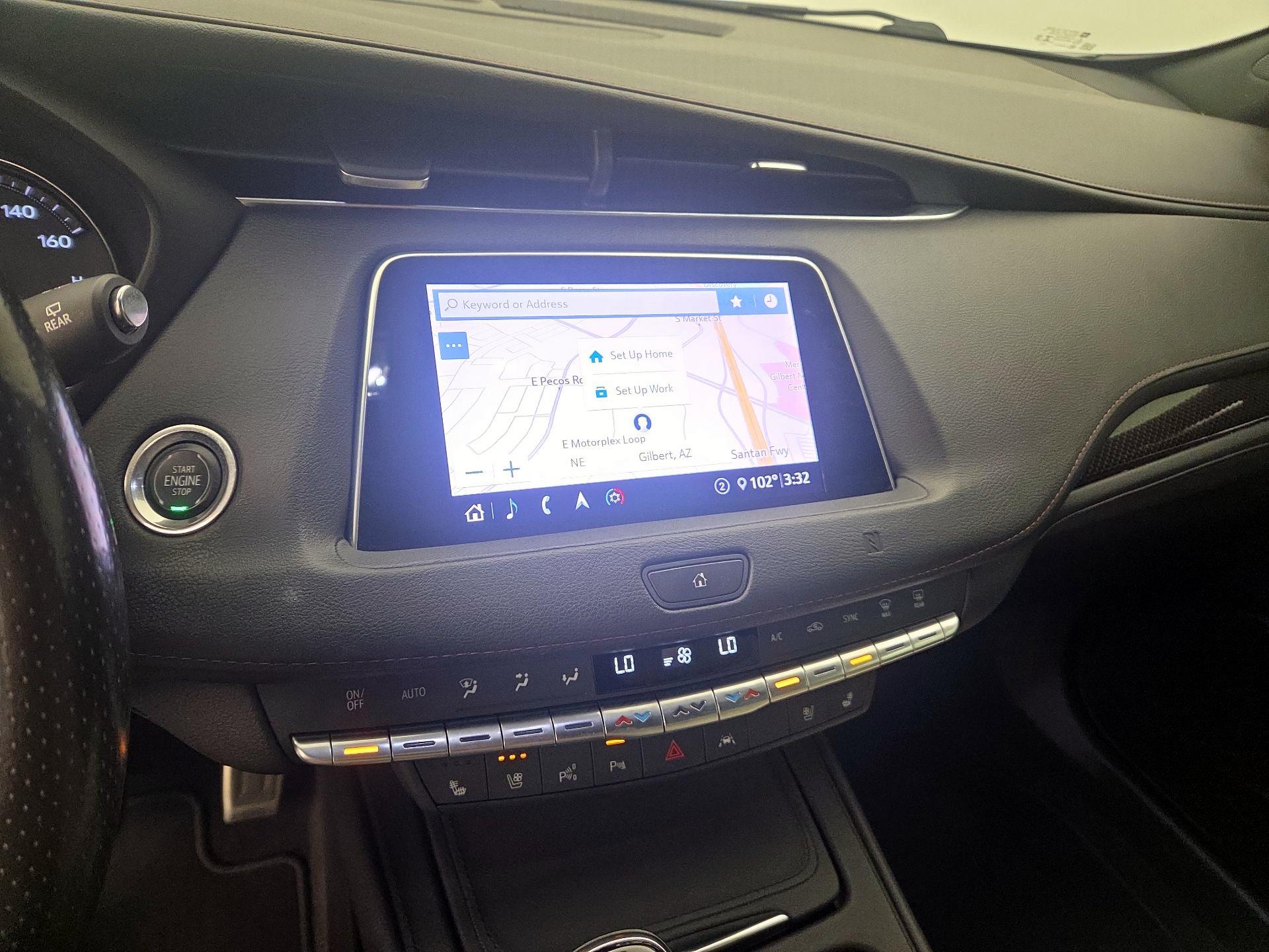 Thumbnail: 2020 Cadillac XT4 - 14