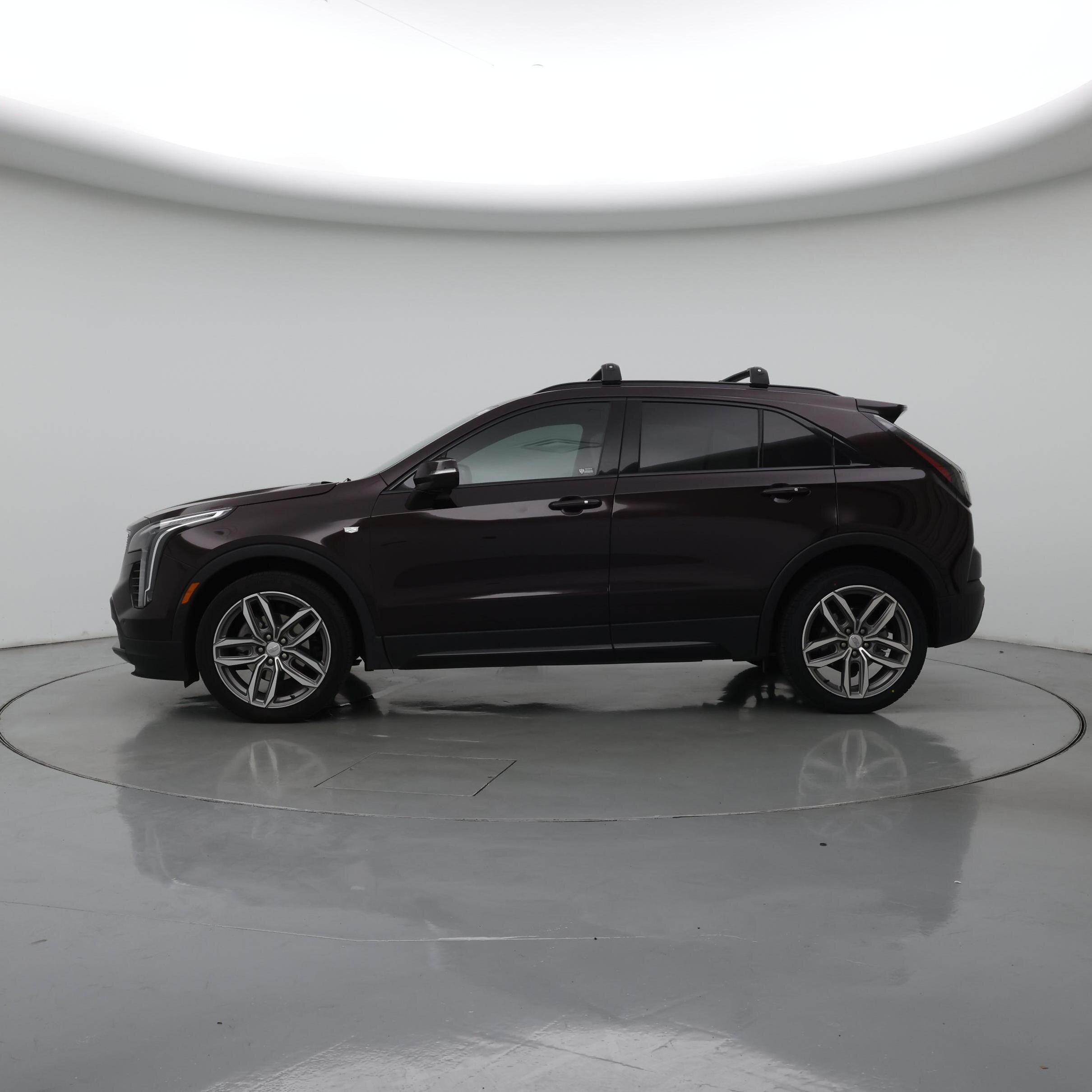 Thumbnail: 2020 Cadillac XT4 - 3