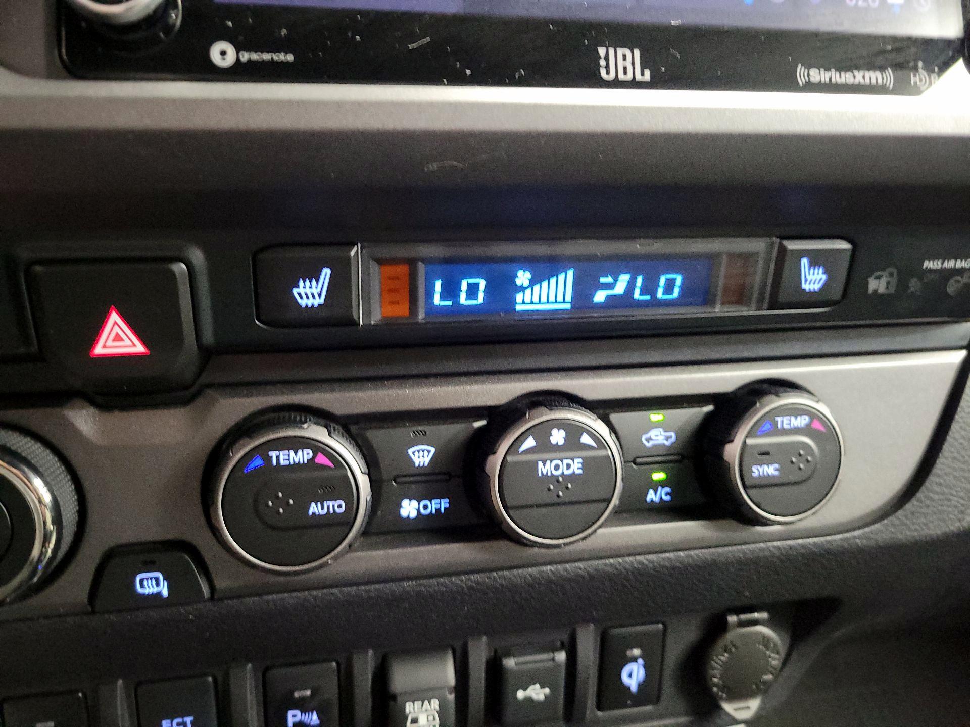 Thumbnail: 2021 Toyota Tacoma - 17