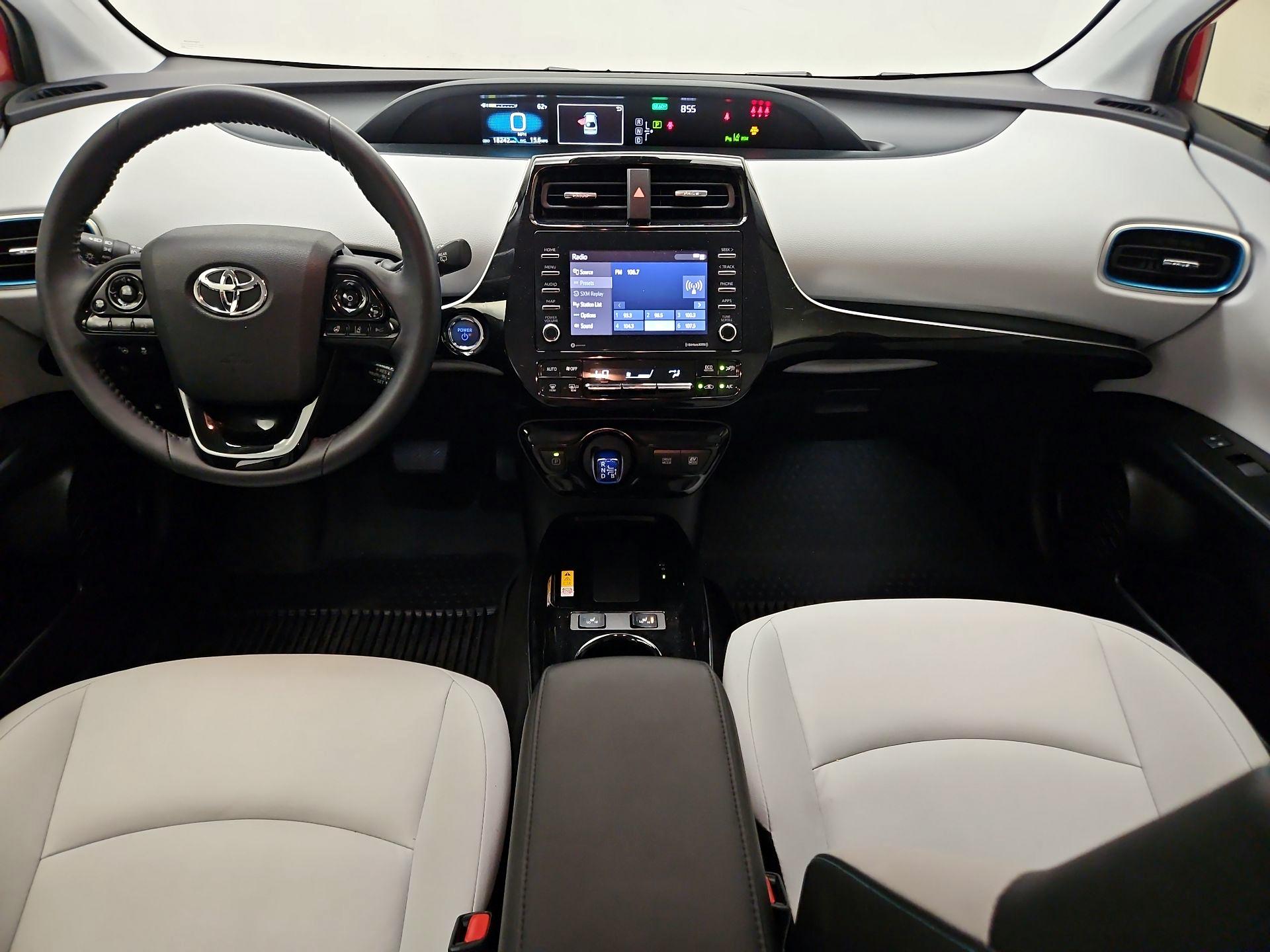 Thumbnail: 2022 Toyota Prius - 9