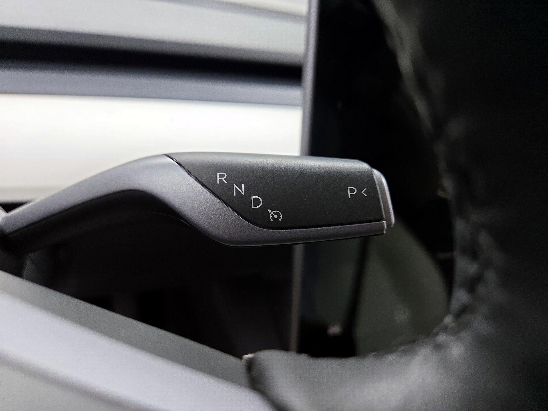 Thumbnail: 2023 Tesla Model 3 - 15