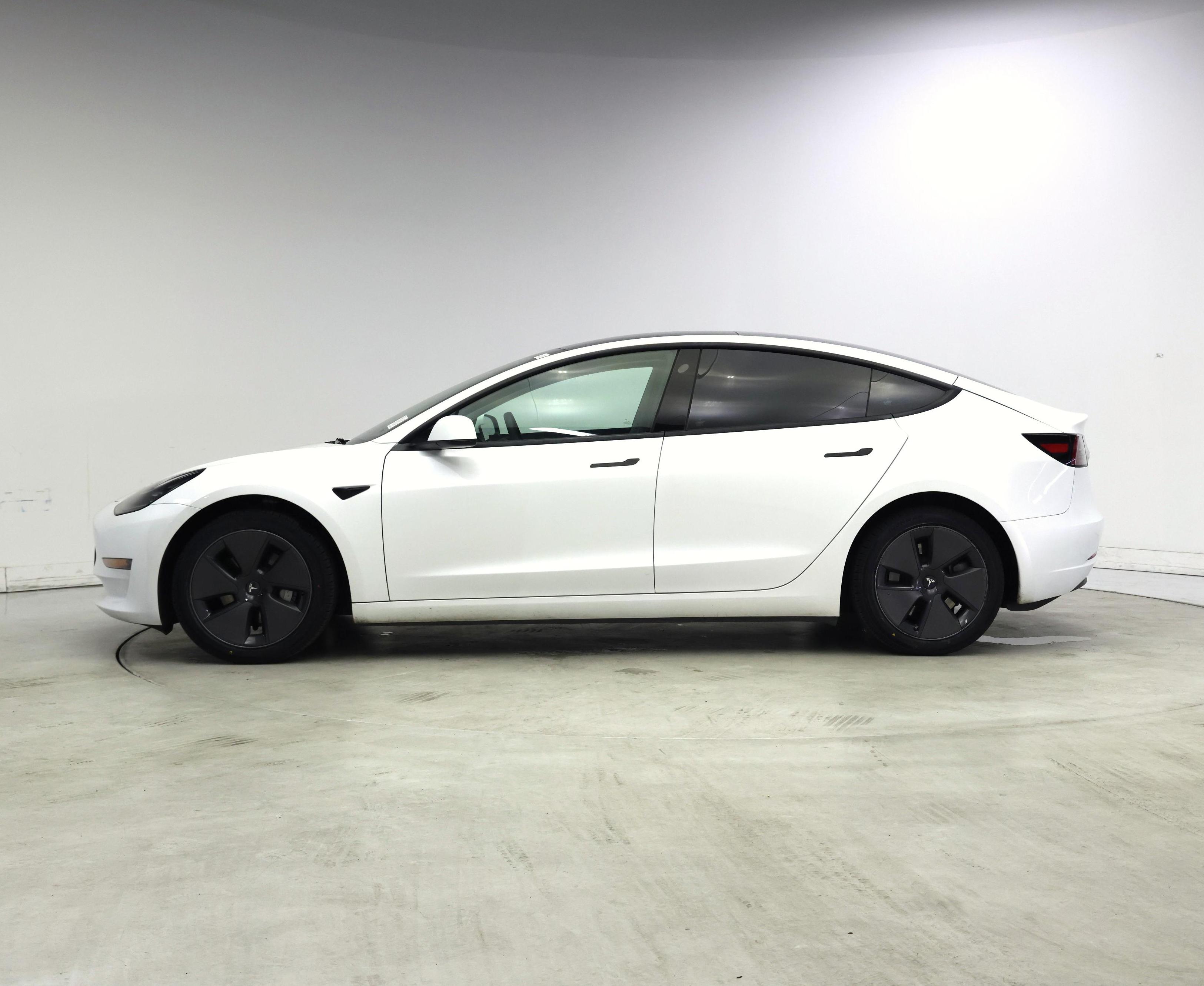Thumbnail: 2023 Tesla Model 3 - 3