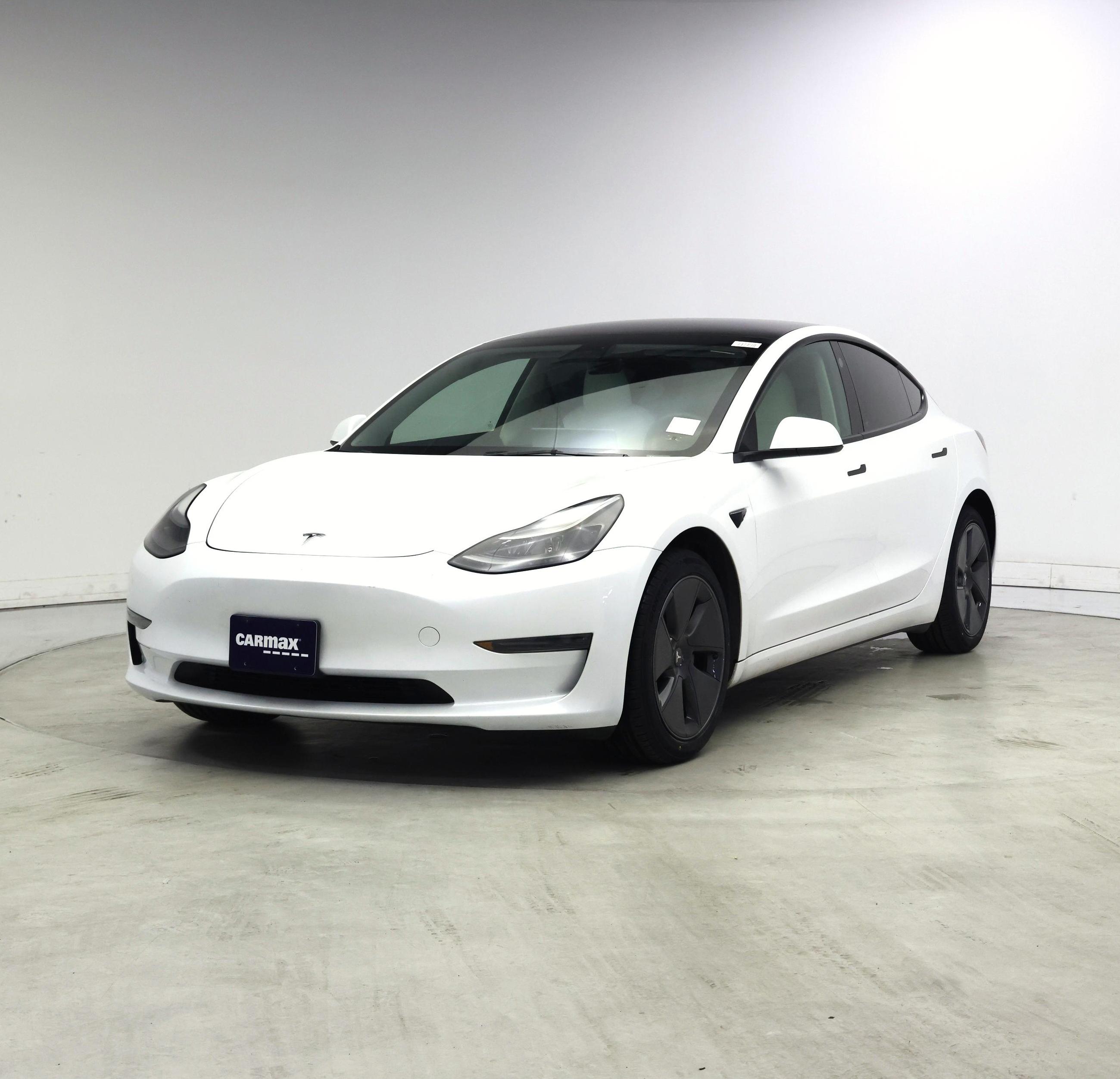 Thumbnail: 2023 Tesla Model 3 - 4