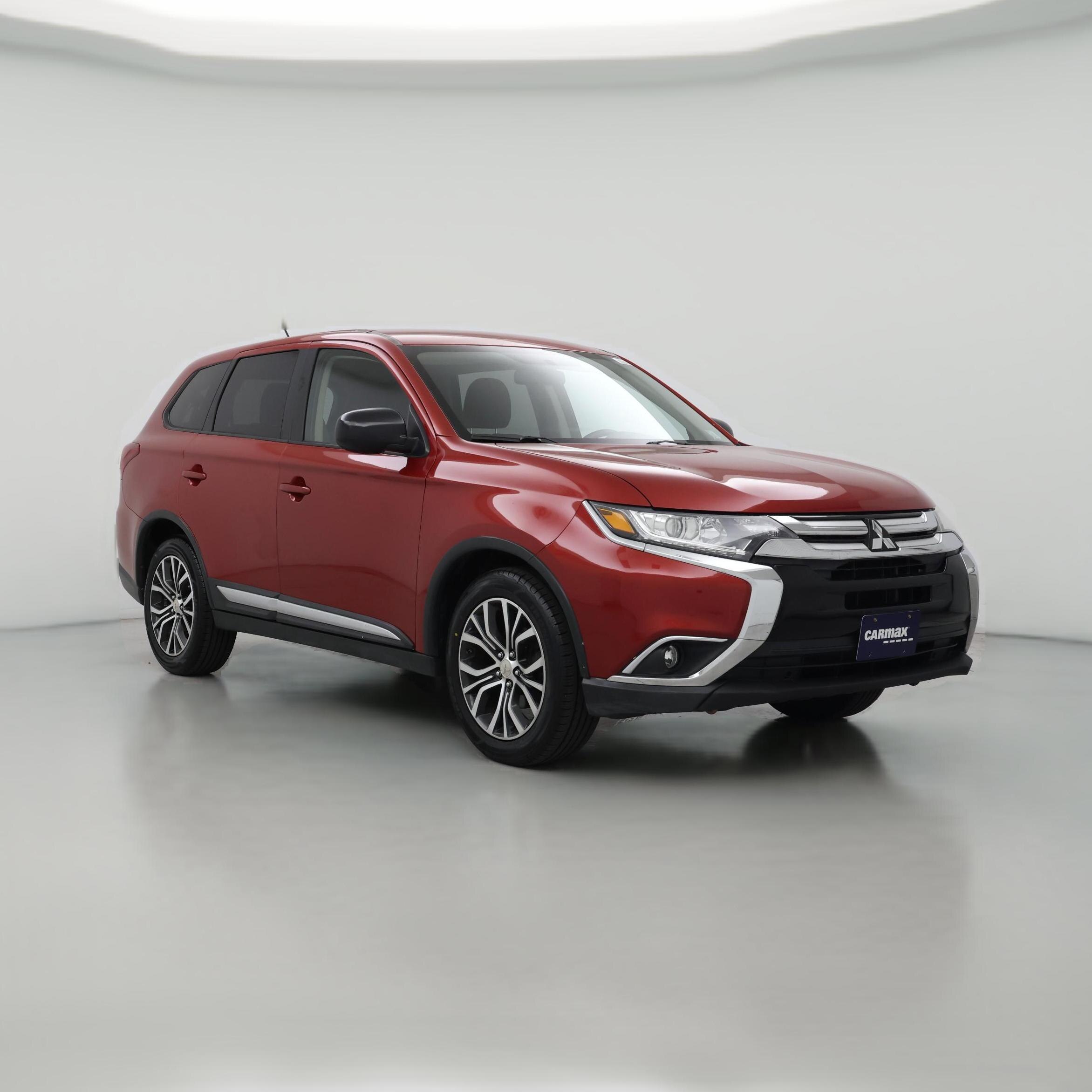 Thumbnail: 2016 Mitsubishi Outlander - 1
