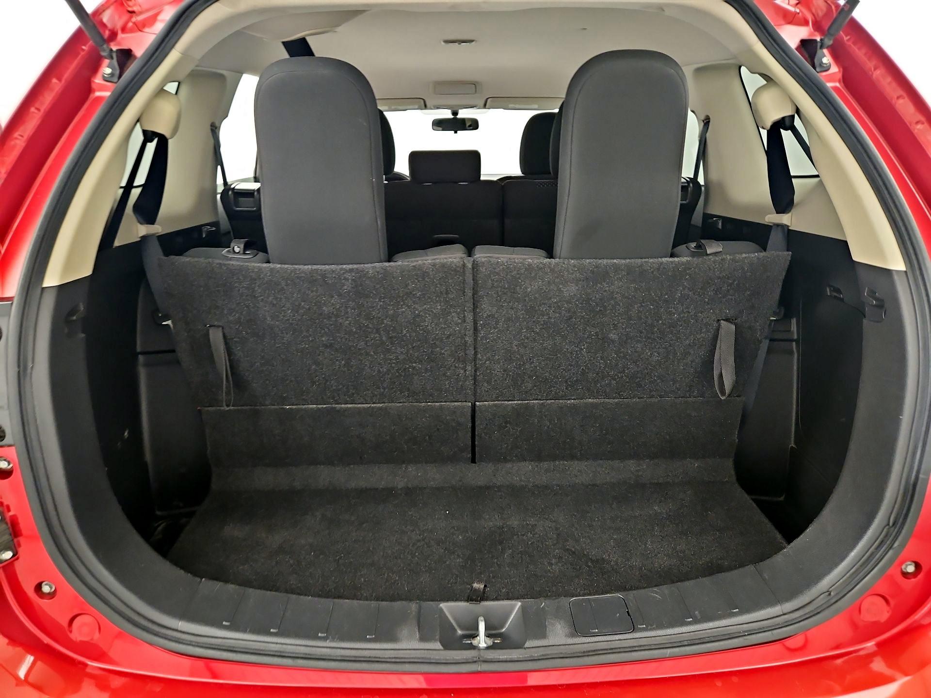Thumbnail: 2016 Mitsubishi Outlander - 20