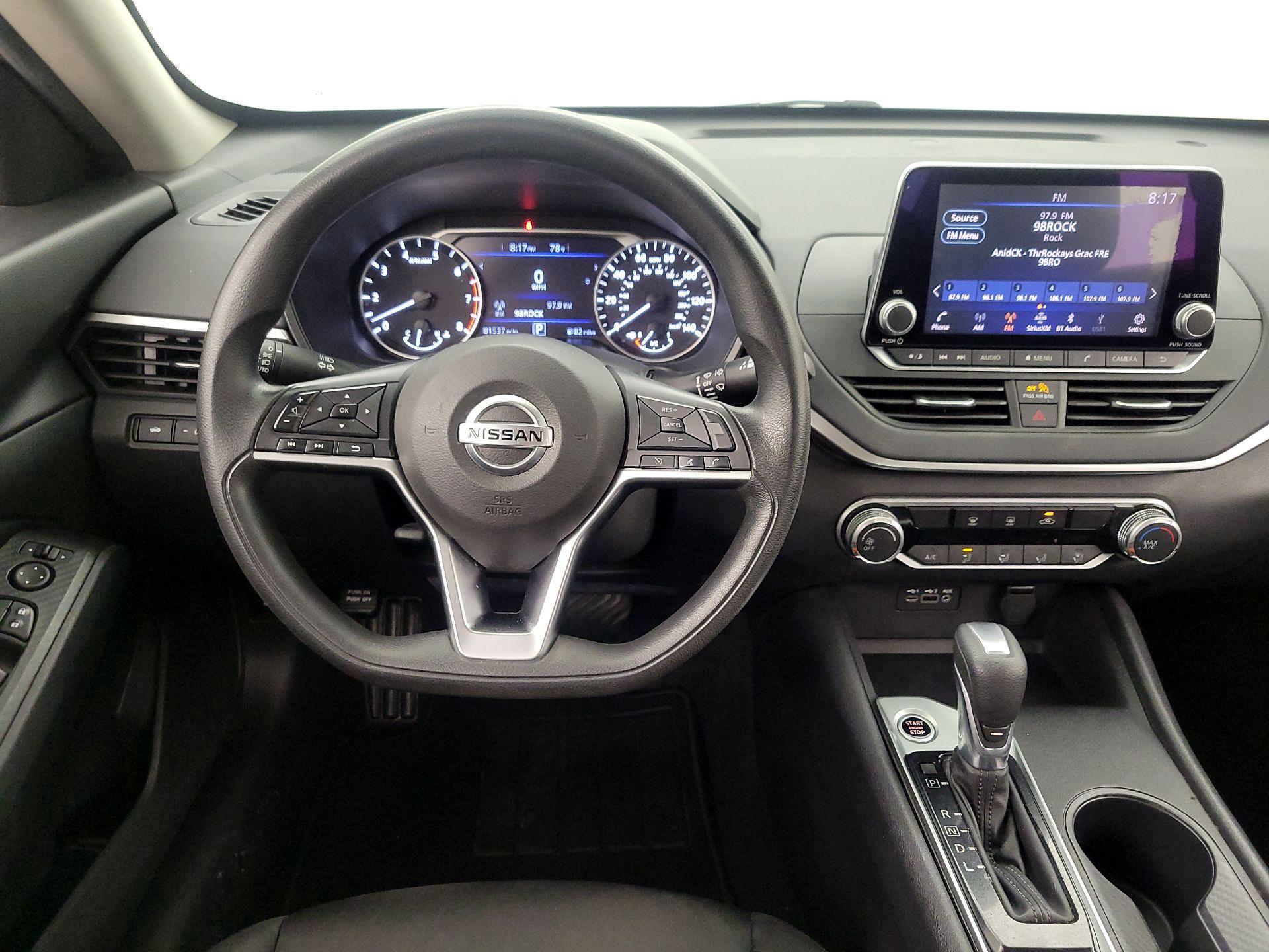 Thumbnail: 2019 Nissan Altima - 10
