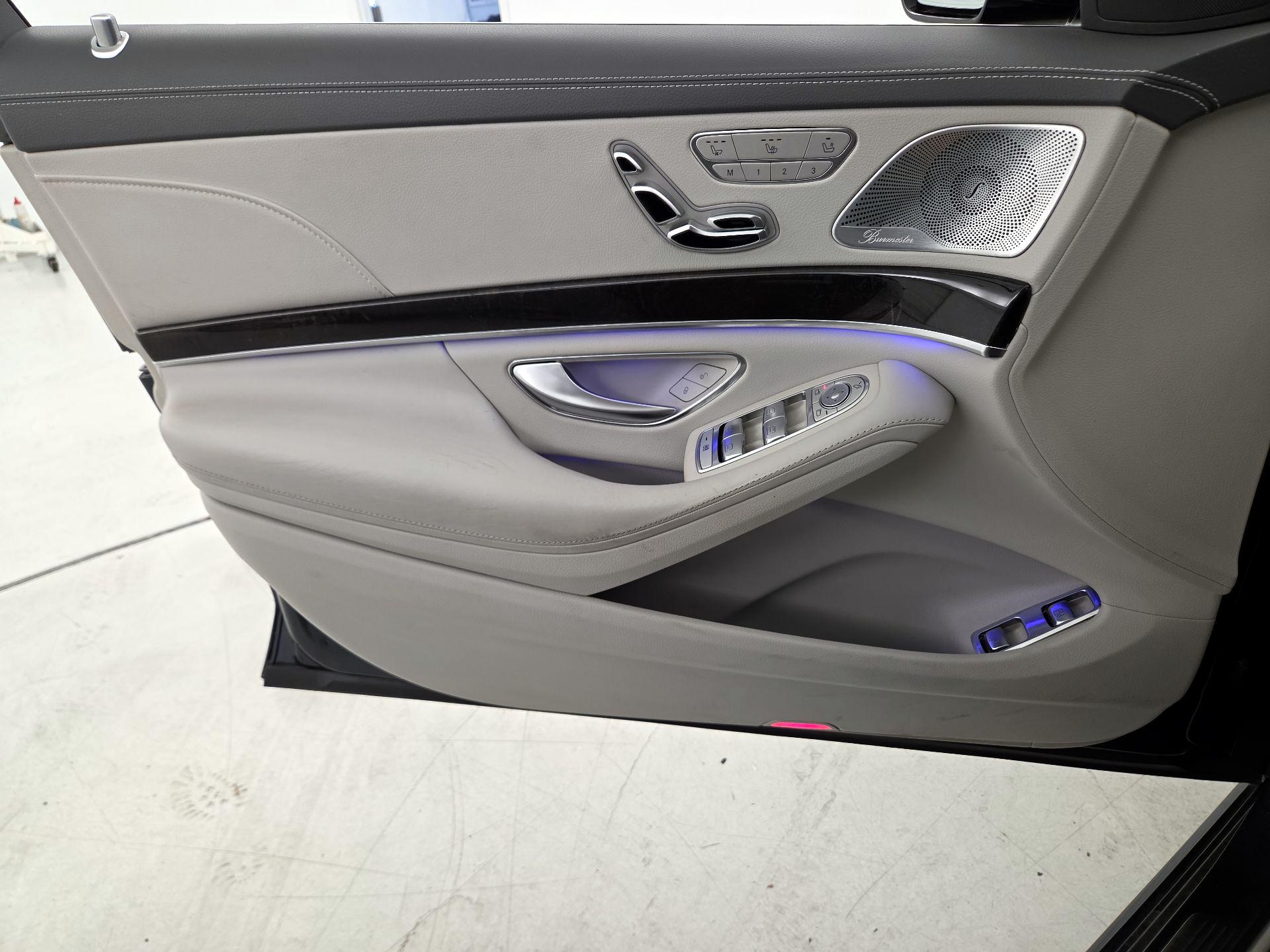 Thumbnail: 2016 Mercedes-Benz S-Class - 12
