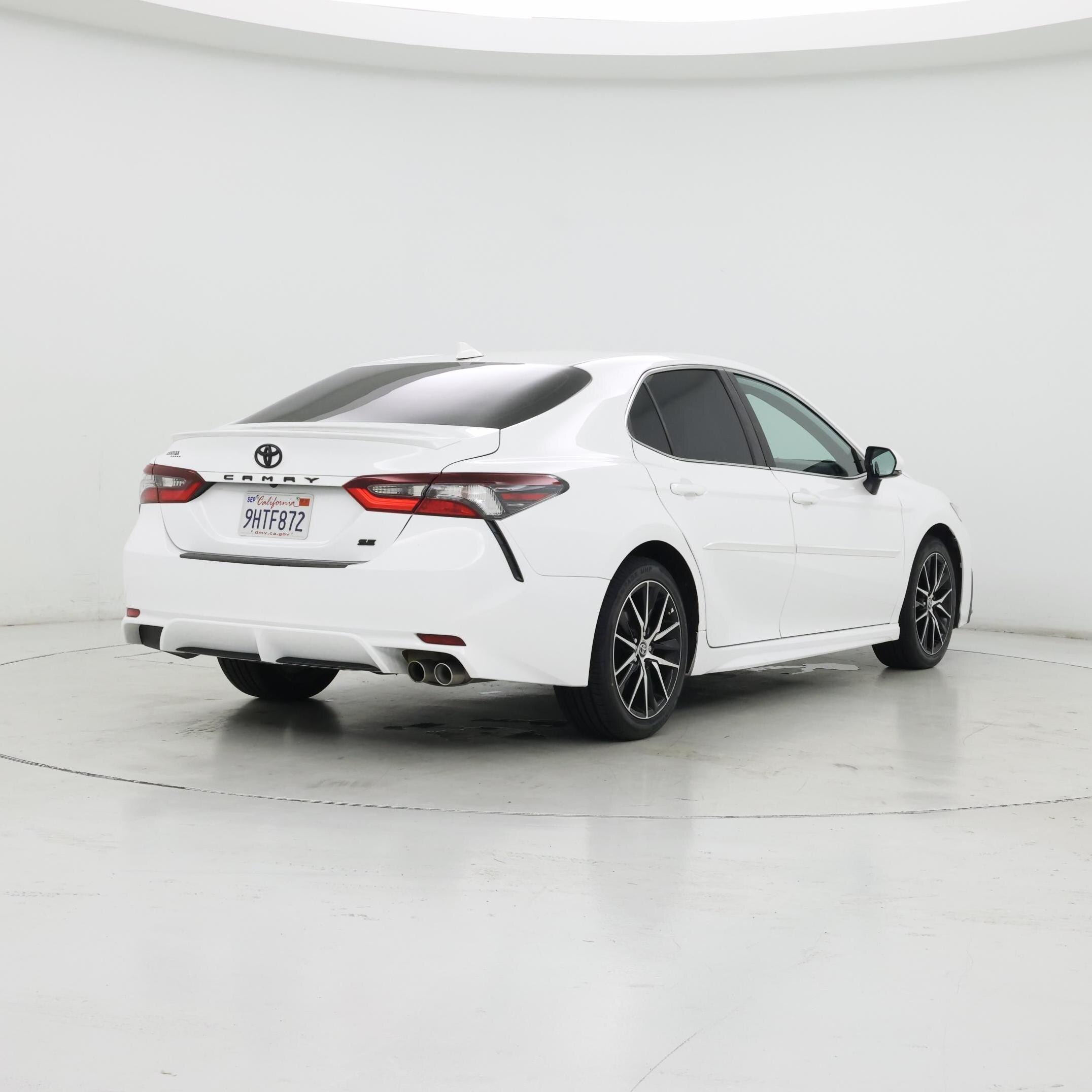 Thumbnail: 2024 Toyota Camry - 8