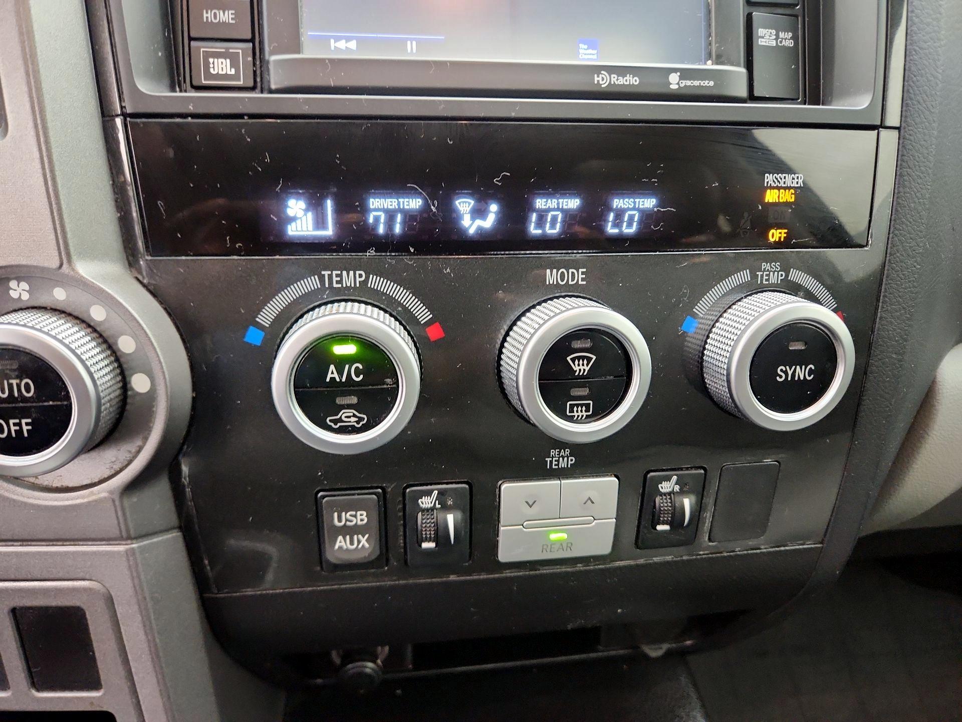 Thumbnail: 2015 Toyota Sequoia - 16