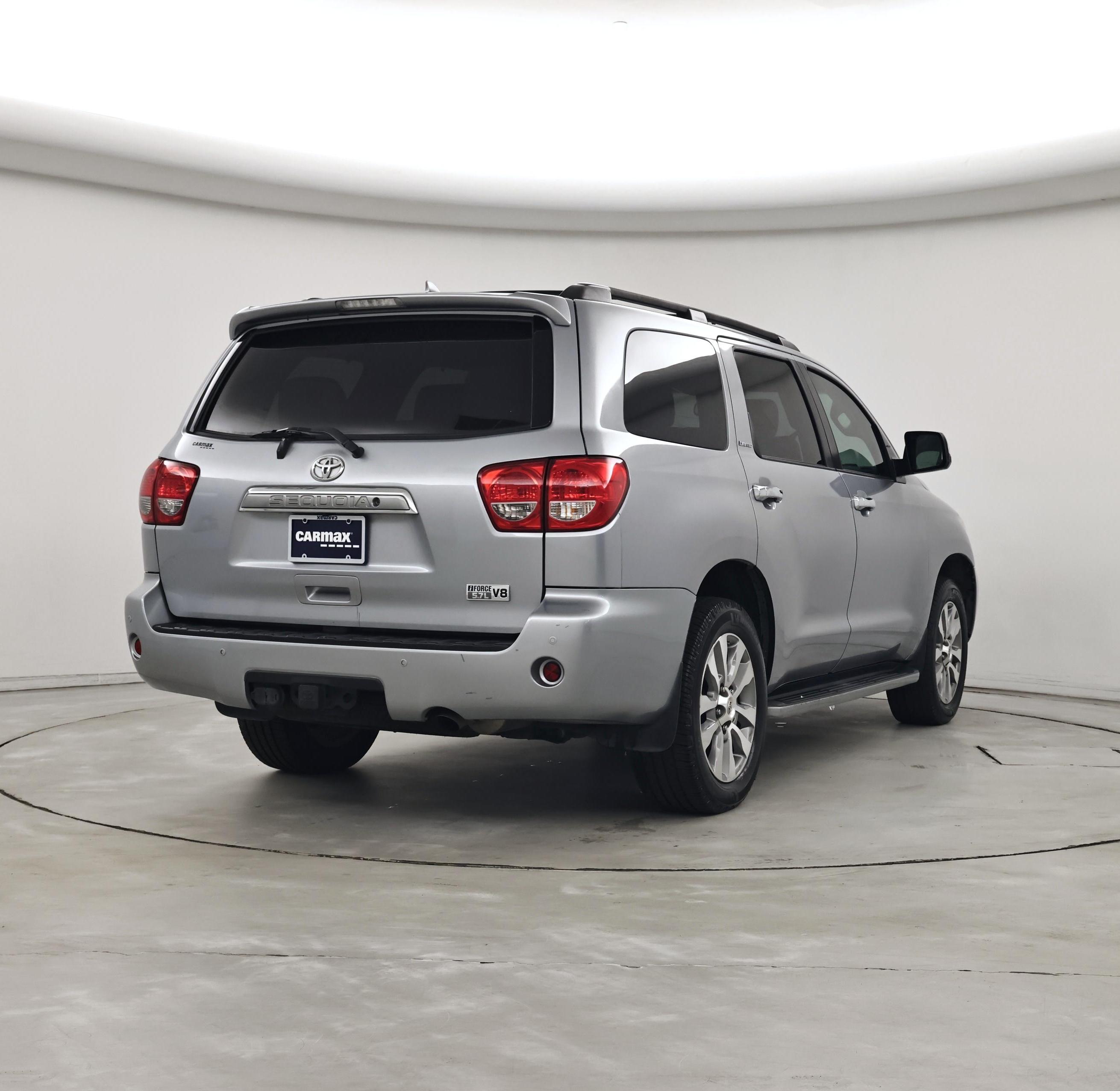 Thumbnail: 2015 Toyota Sequoia - 8
