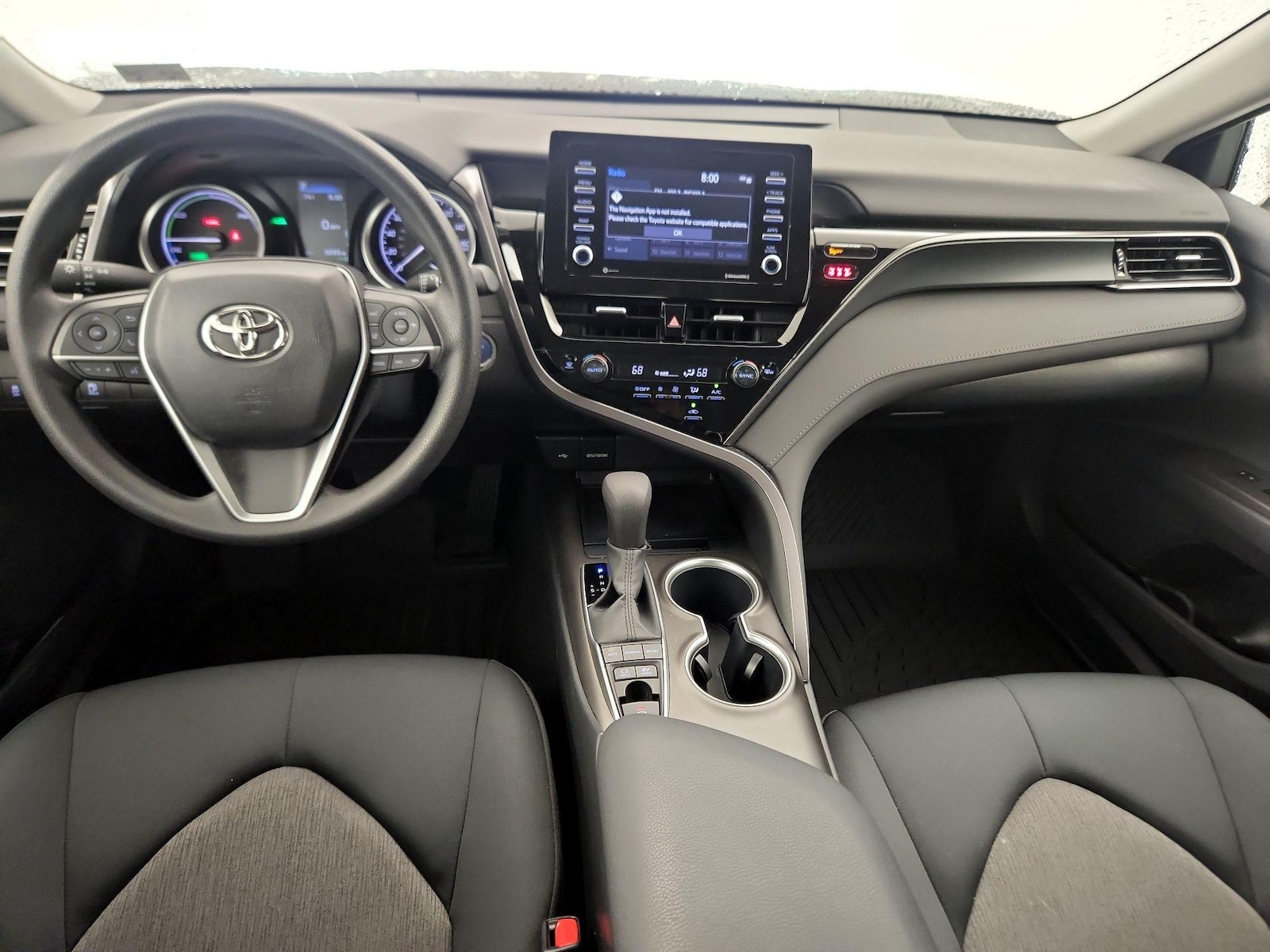 2023 Toyota Camry LE - Photo 10