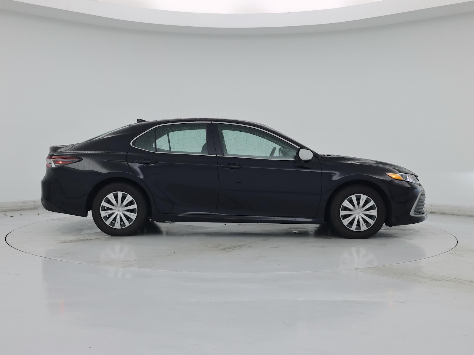 2023 Toyota Camry LE - Photo 8