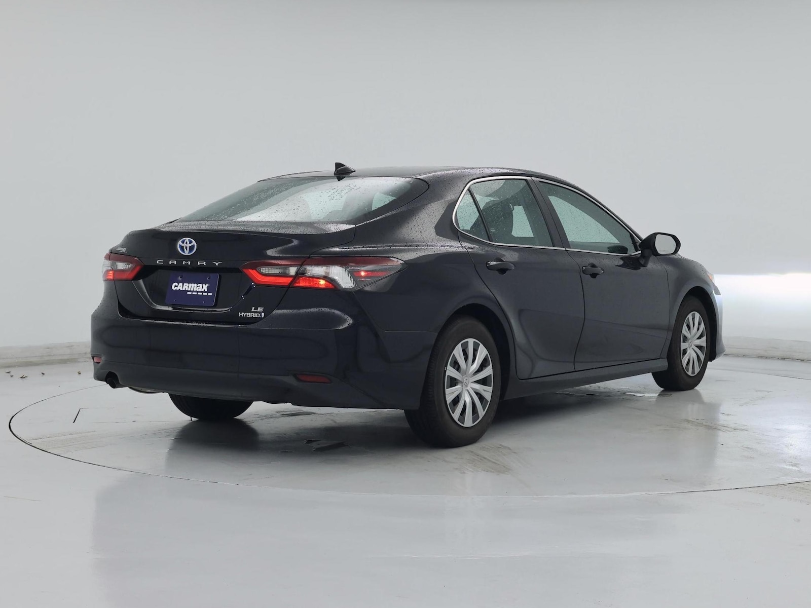 2023 Toyota Camry LE - Photo 9