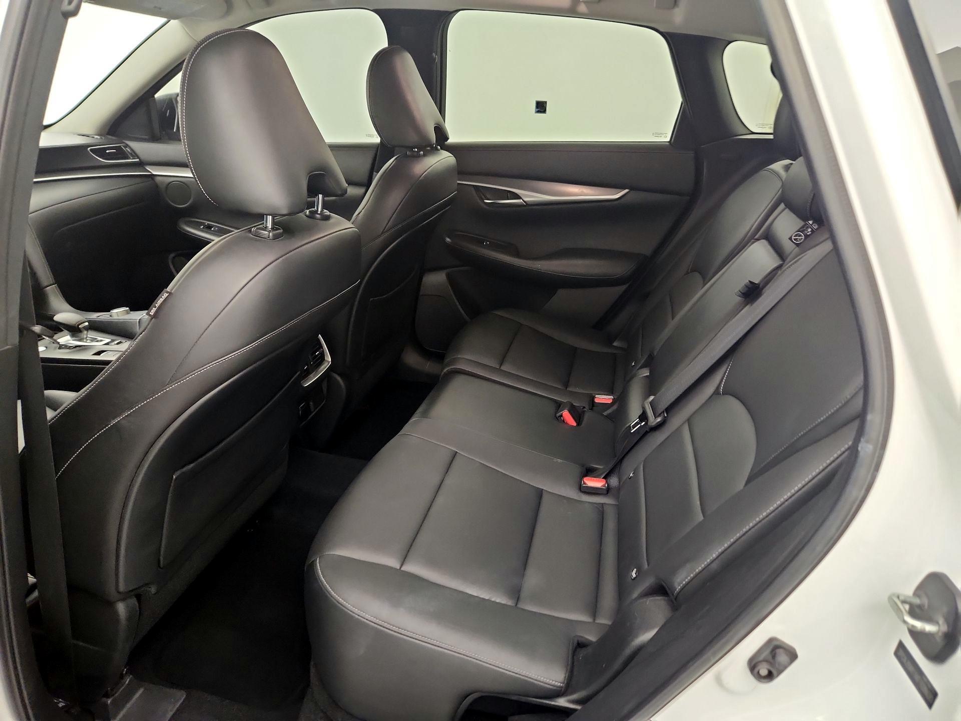 Thumbnail: 2019 INFINITI QX50 - 19