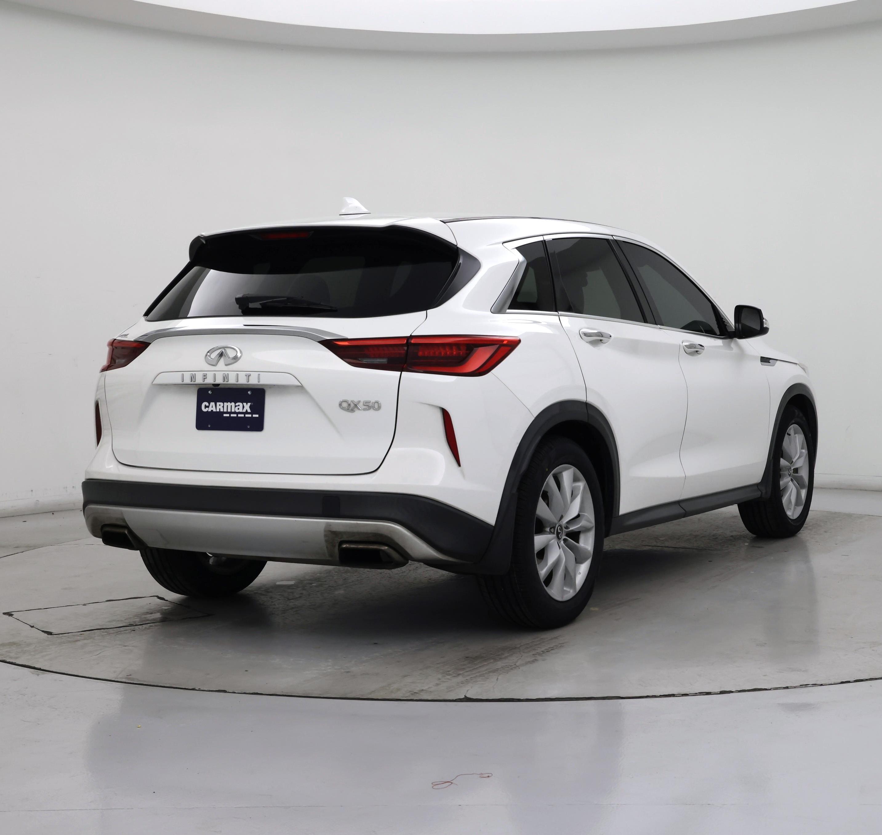 Thumbnail: 2019 INFINITI QX50 - 8