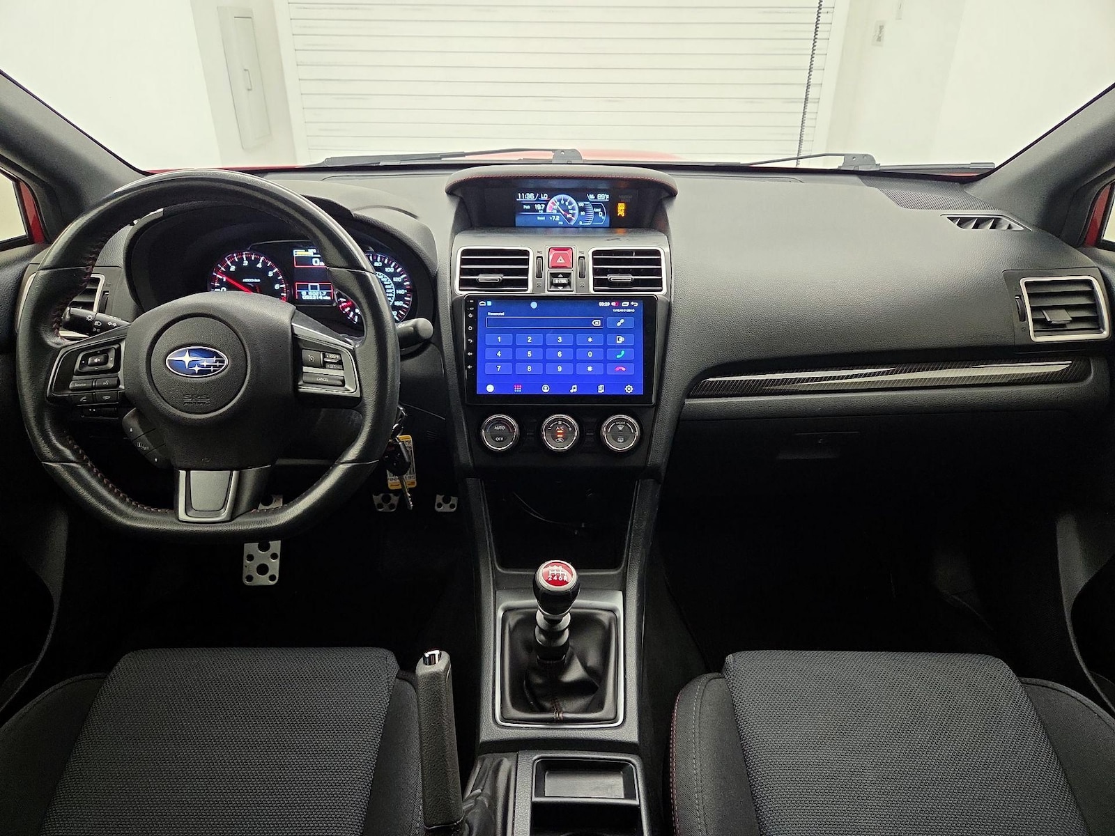 Apple CarPlay® & Android Auto™