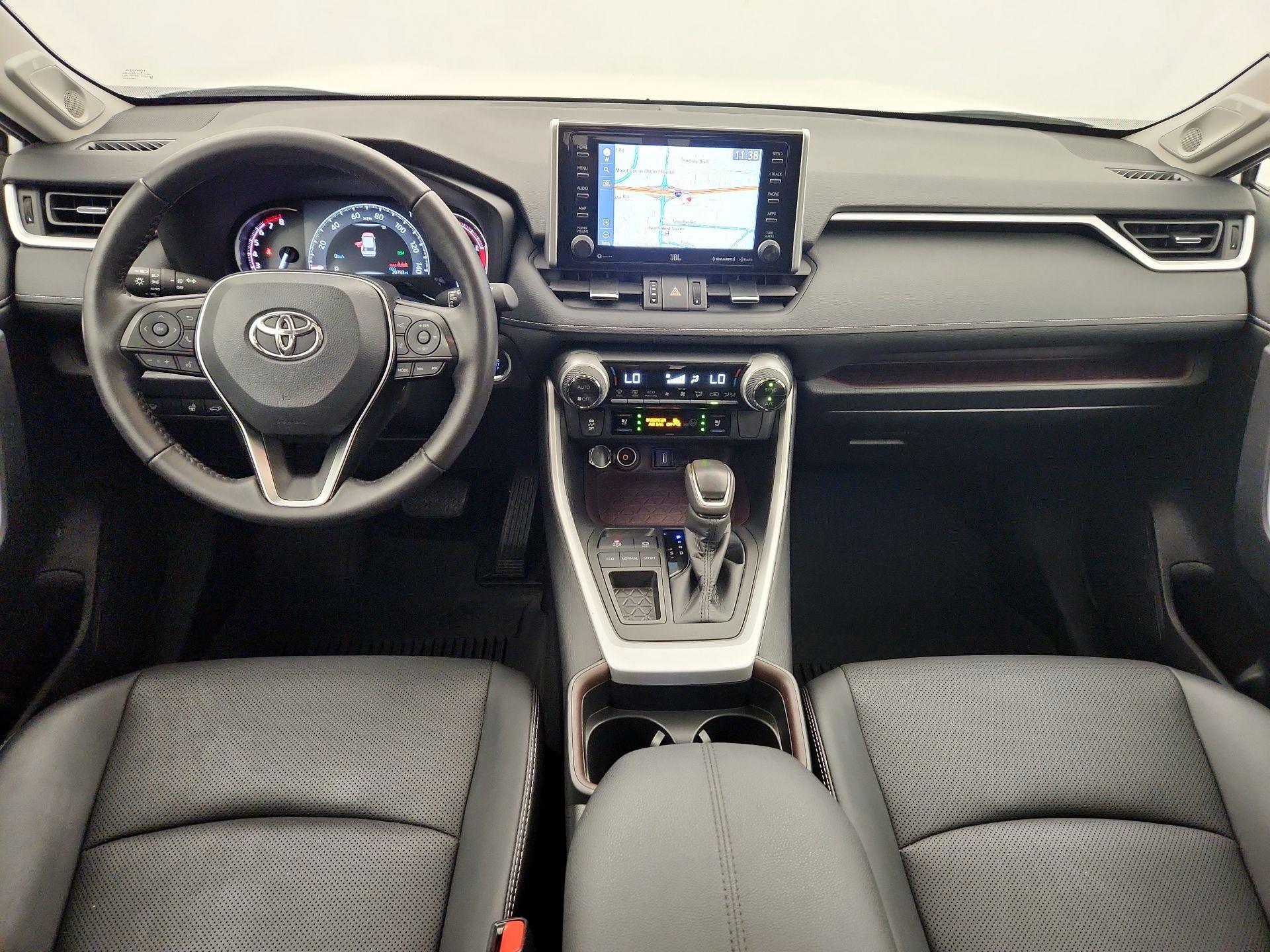 Thumbnail: 2021 Toyota RAV4 - 9