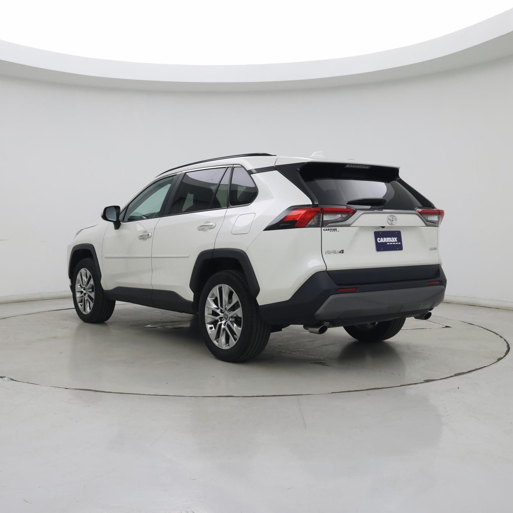 Thumbnail: 2021 Toyota RAV4 - 2