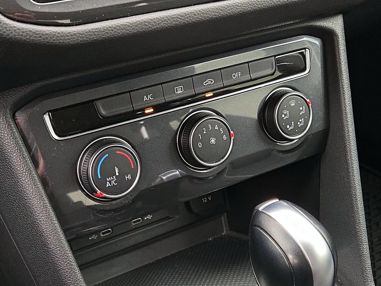 2020 Volkswagen Tiguan S - Photo 17