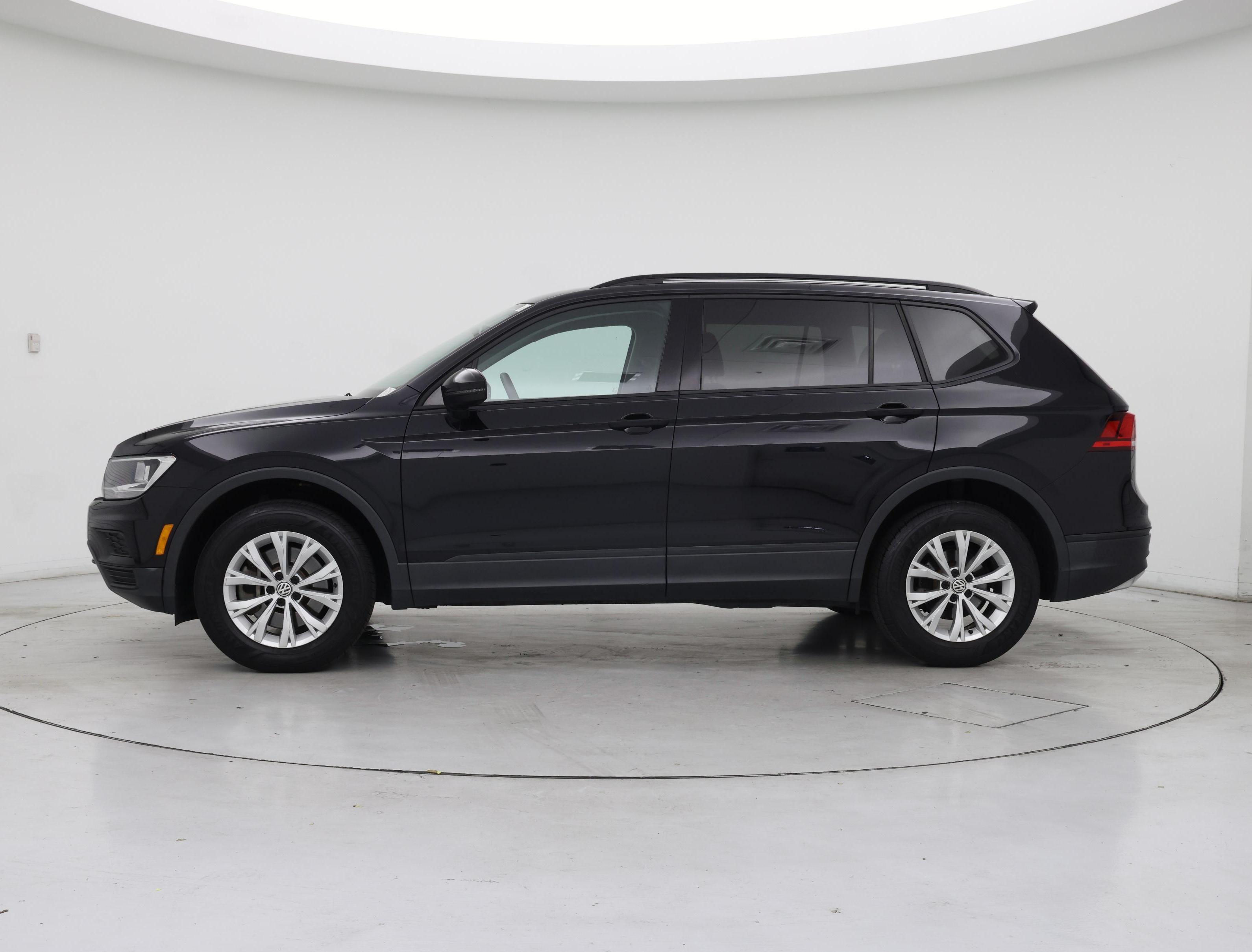 Thumbnail: 2020 Volkswagen Tiguan - 3