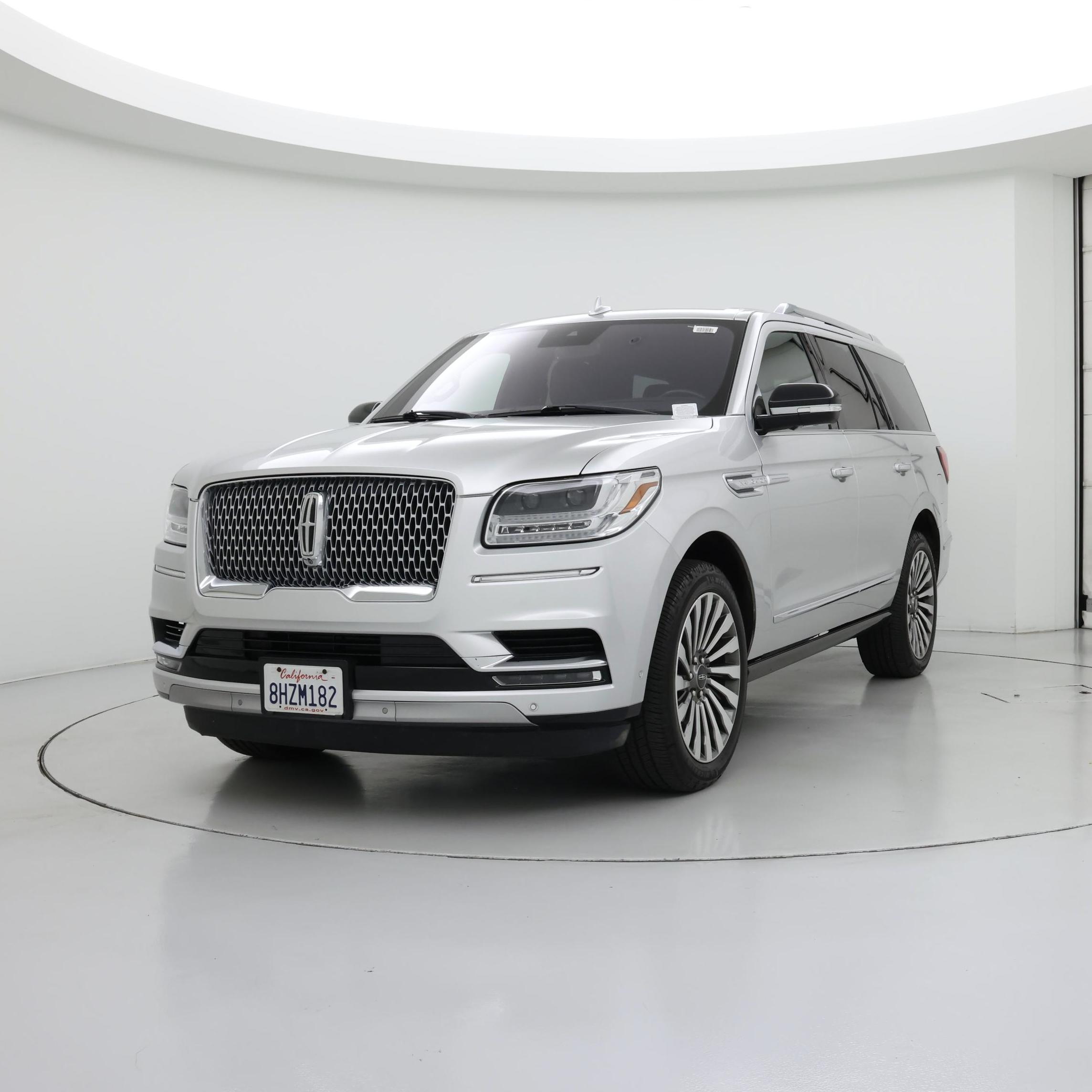 Thumbnail: 2019 Lincoln Navigator - 4