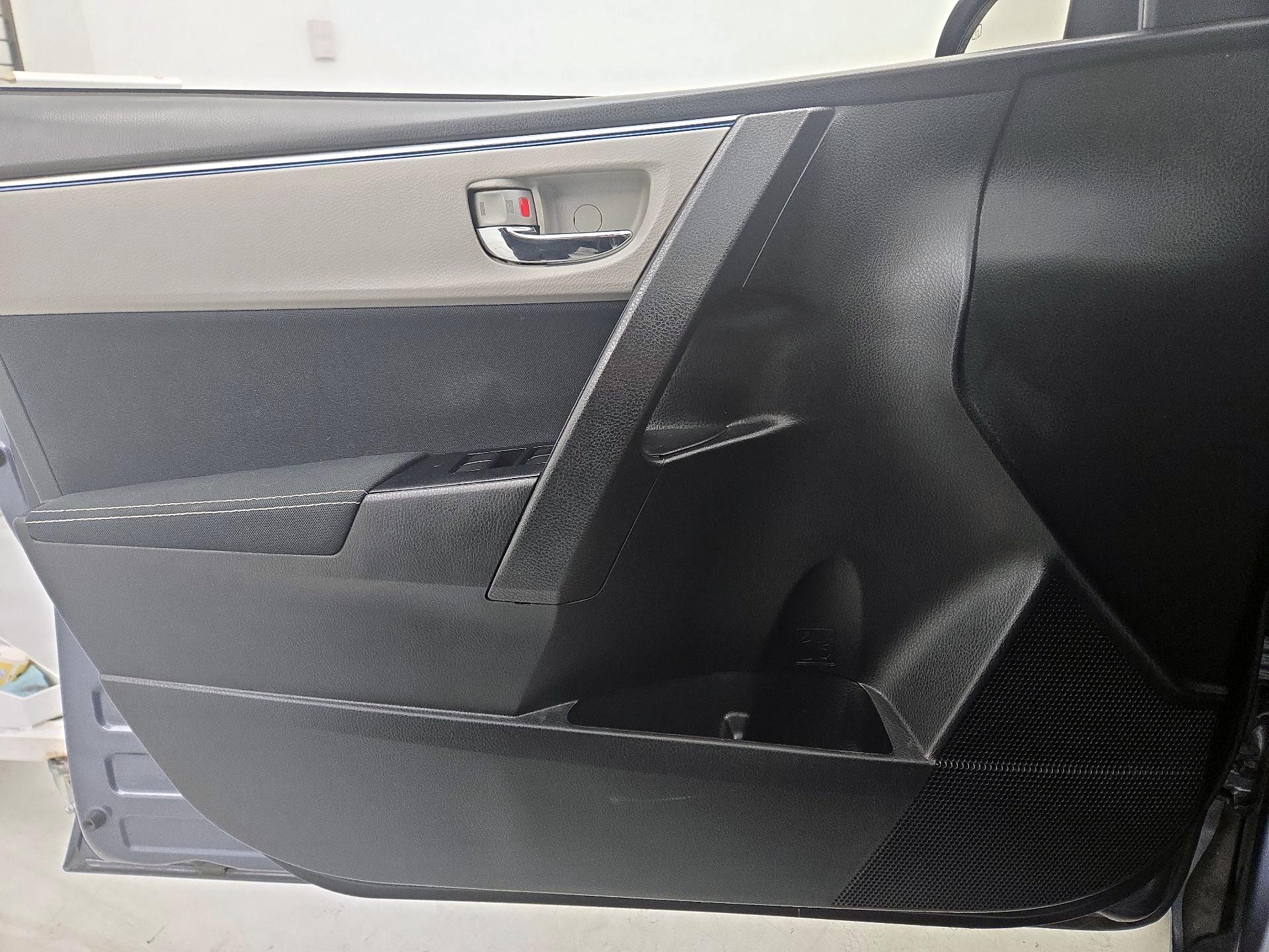 Thumbnail: 2016 Toyota Corolla - 12