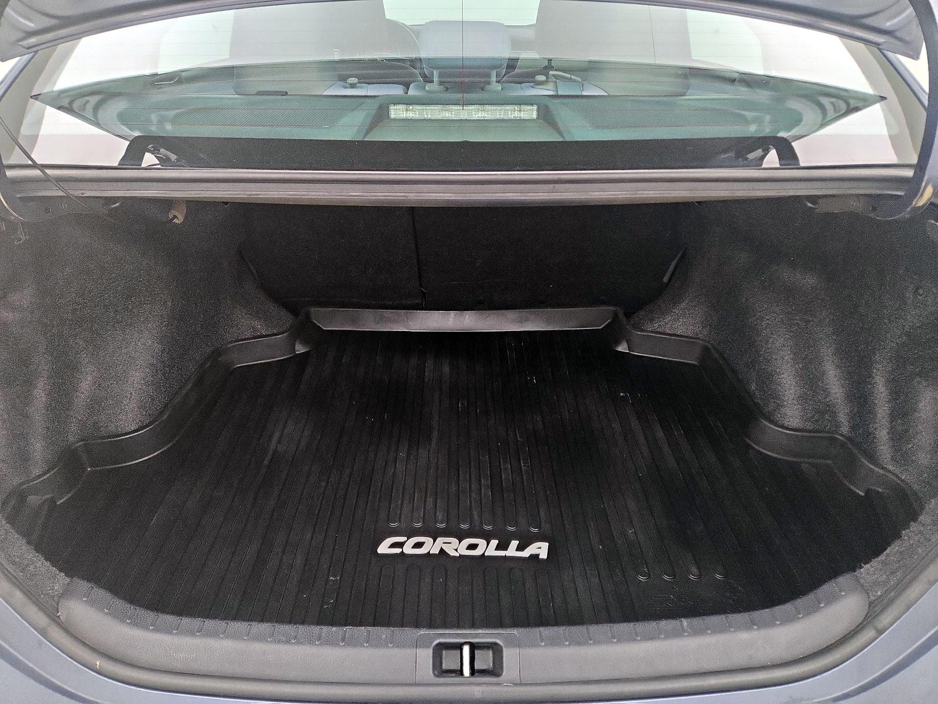 Thumbnail: 2016 Toyota Corolla - 18